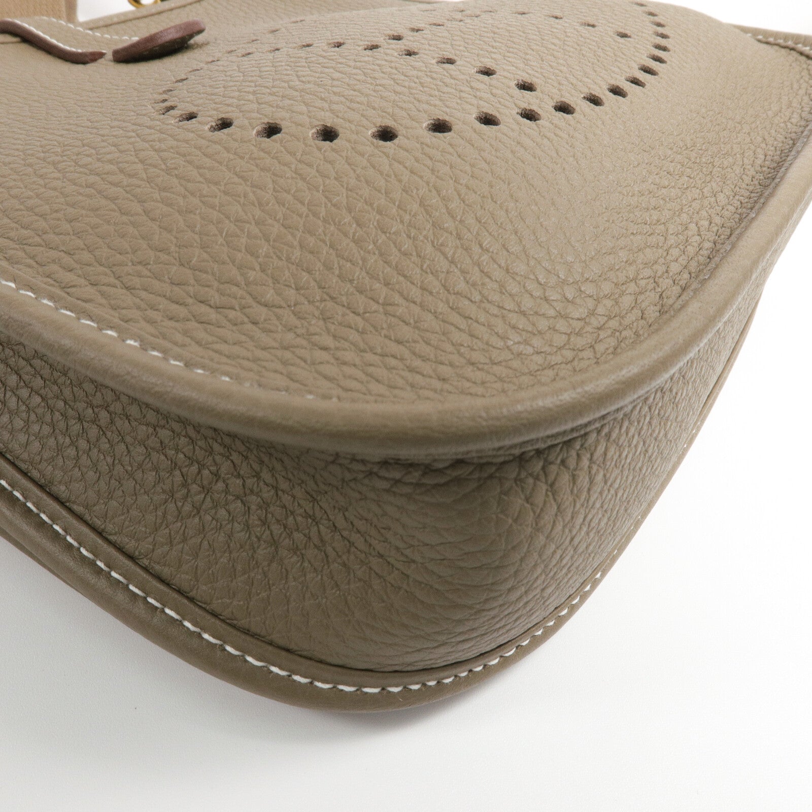 HERMES Clemence皮革Evelyne 23肩背袋Etoupe