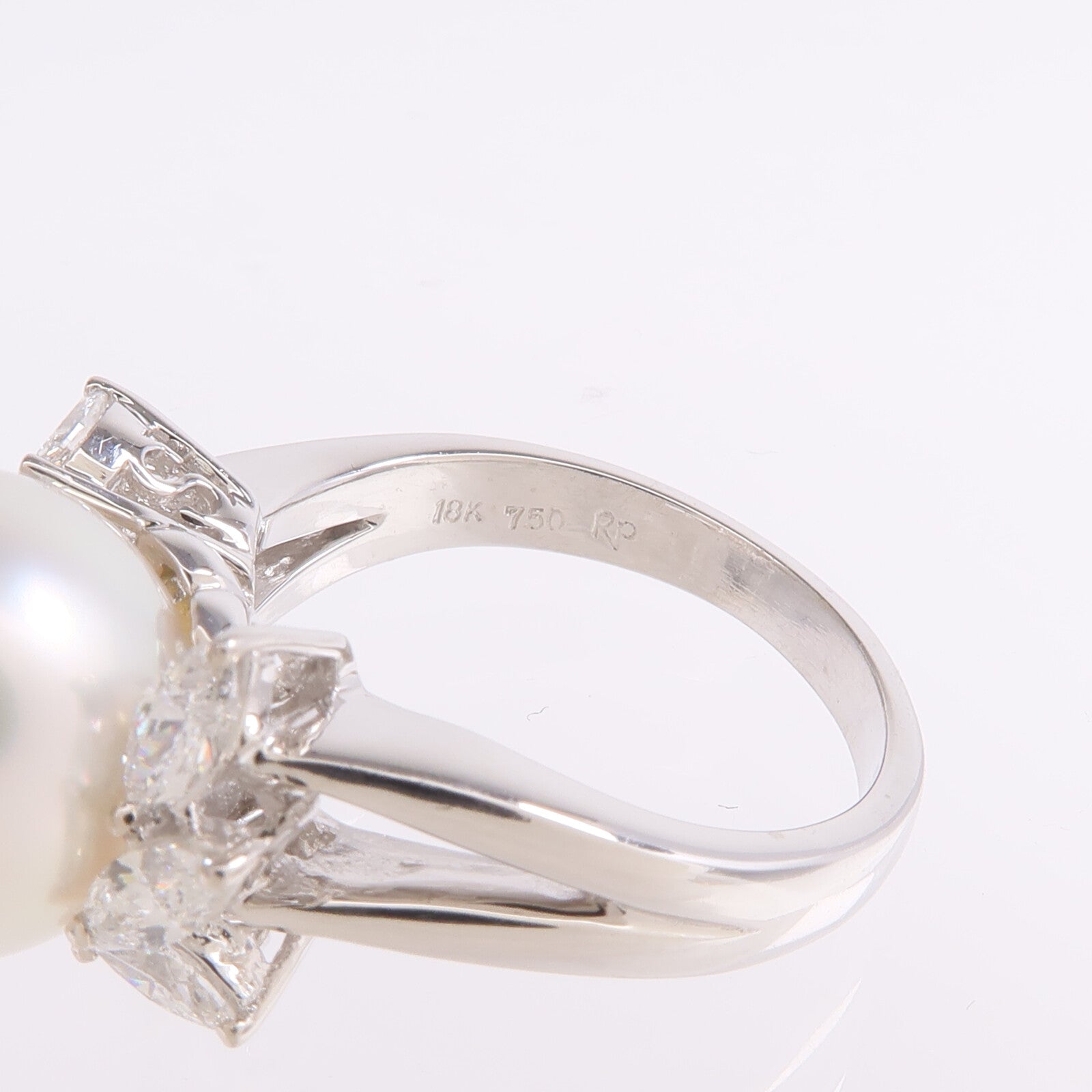 JEWELRY 18K白金Pearl Diamond Ring珍珠/鑽石戒指
