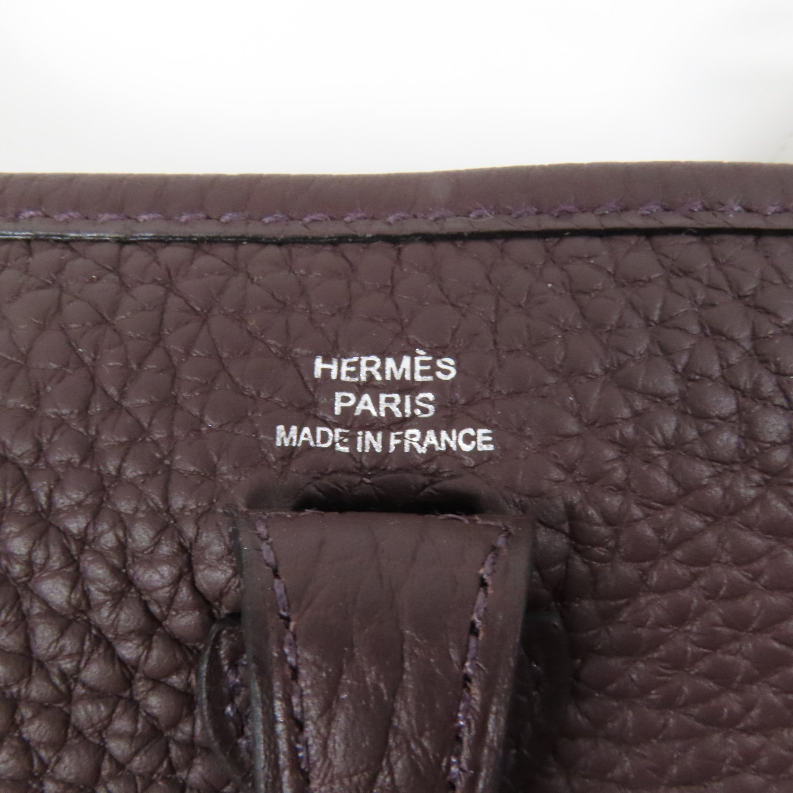 HERMES Clemence皮革Evelyne TPM銀扣肩背袋Rouge Sellier