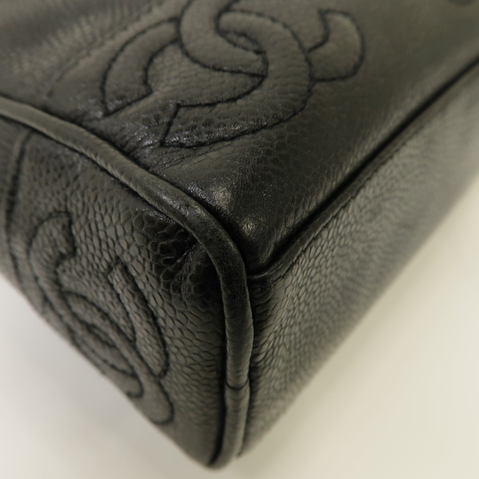 CHANEL 牛皮皮革Shoulder Bag銀扣肩背袋黒色