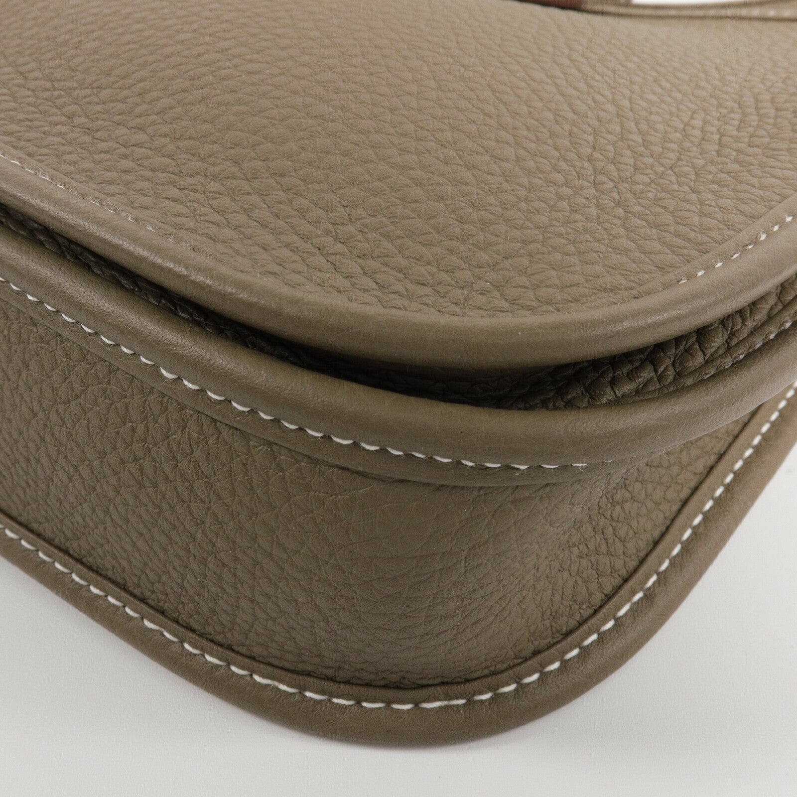 HERMES Clemence皮革Evelyne 23肩背袋Etoupe