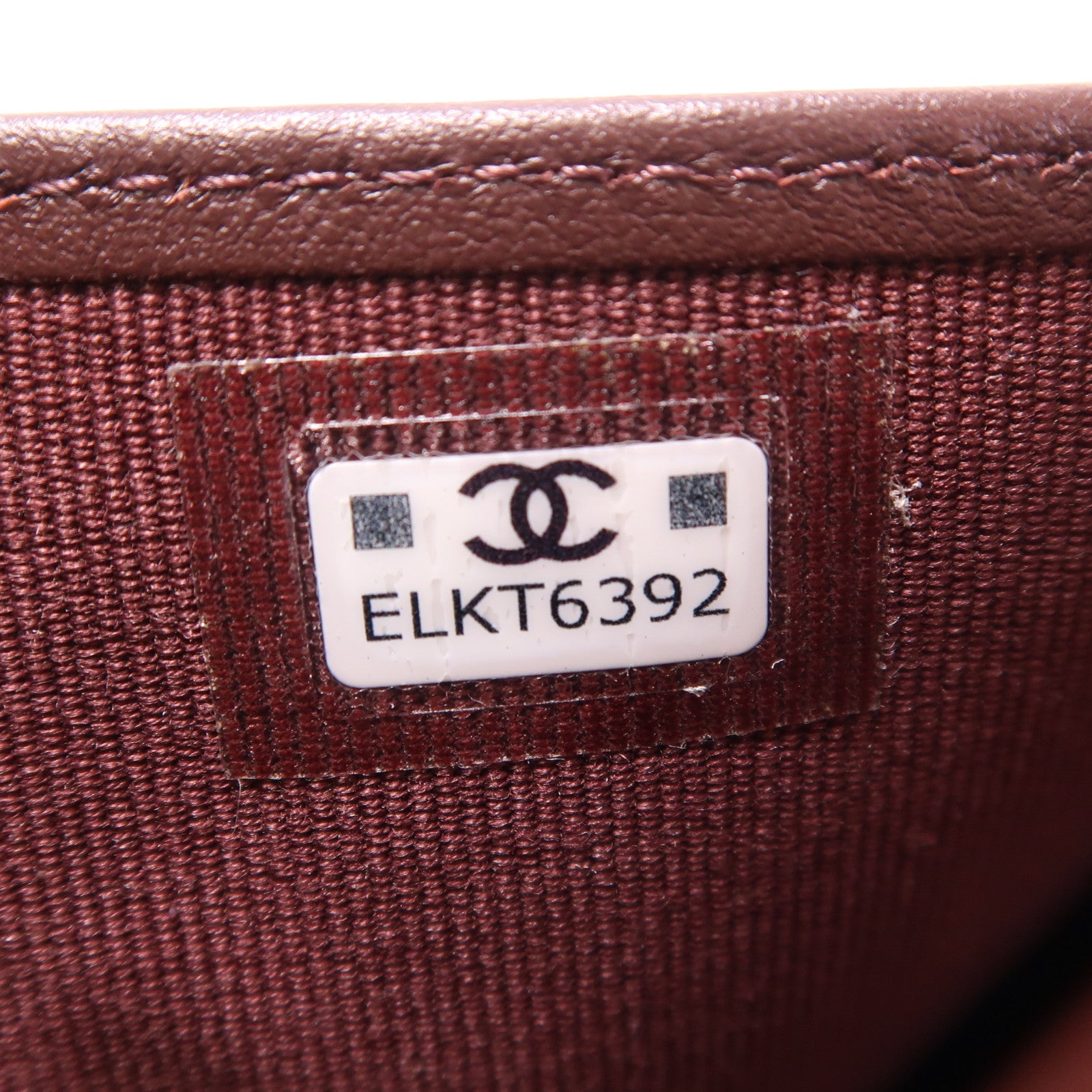CHANEL 牛皮皮革Wallet金扣錢包