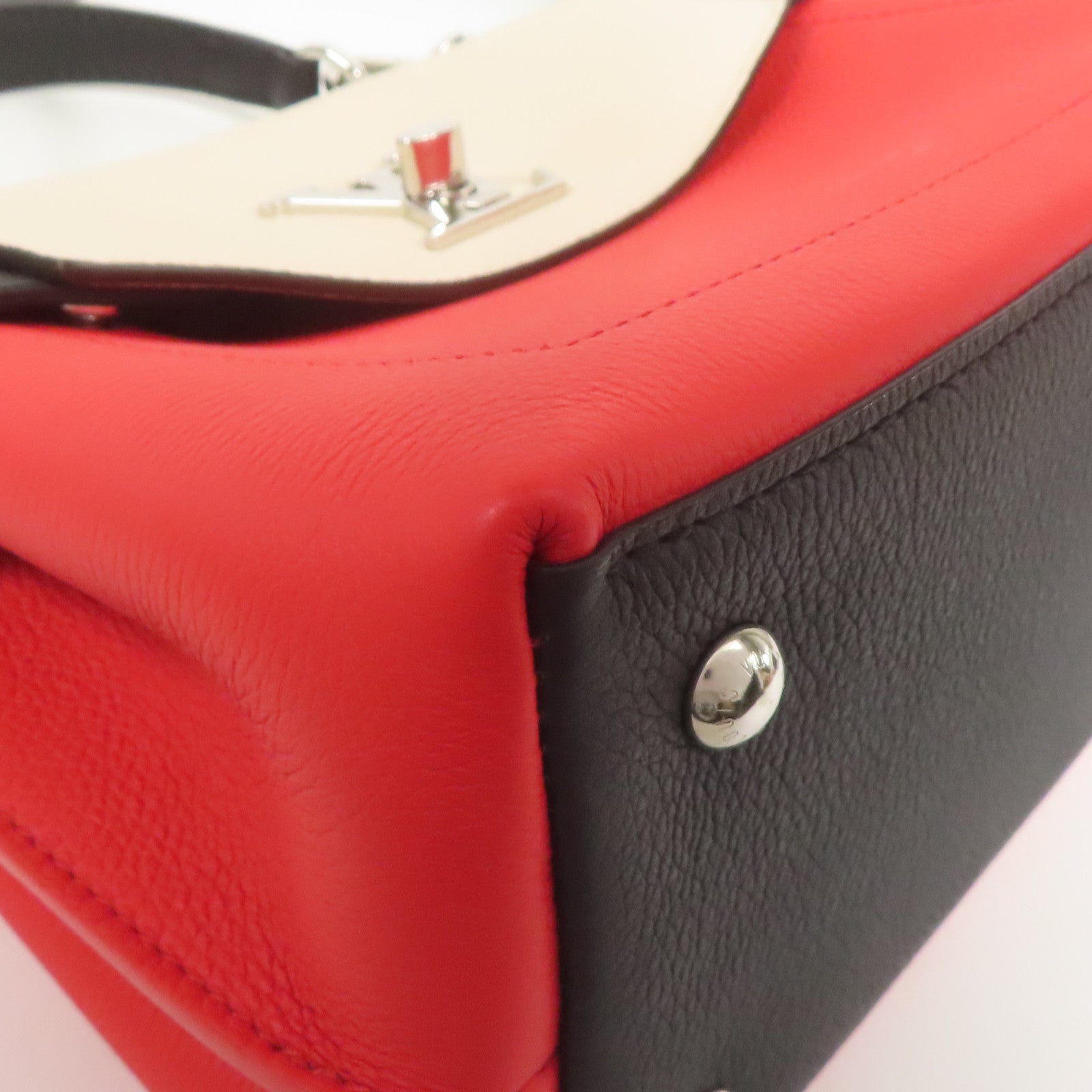 LOUIS VUITTON 牛皮皮革Lockme Ever BB銀扣手挽肩背兩用袋