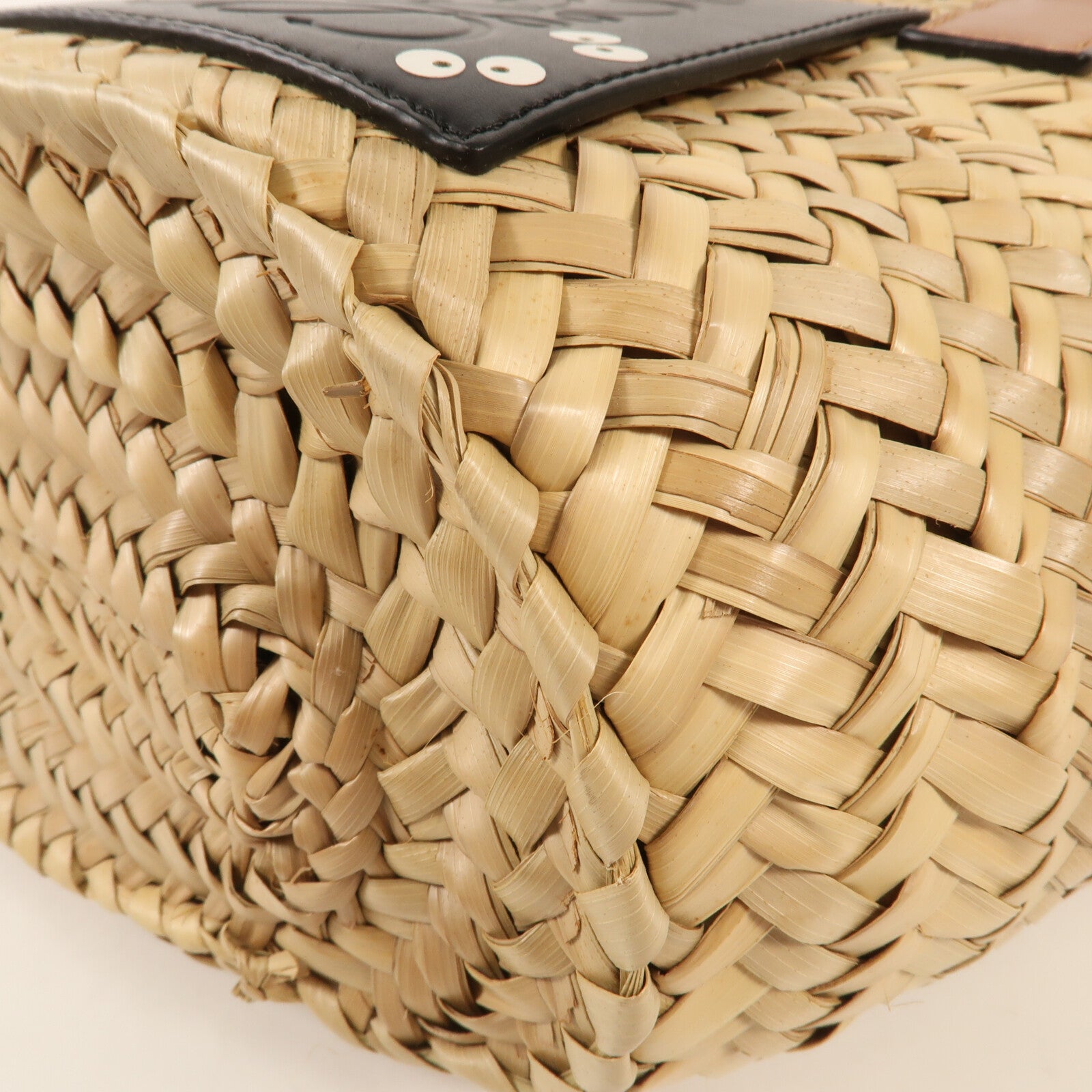 LOEWE 牛皮皮革/酒椰Studio Ghibli Dust Bunnies Small Basket銀扣手挽袋