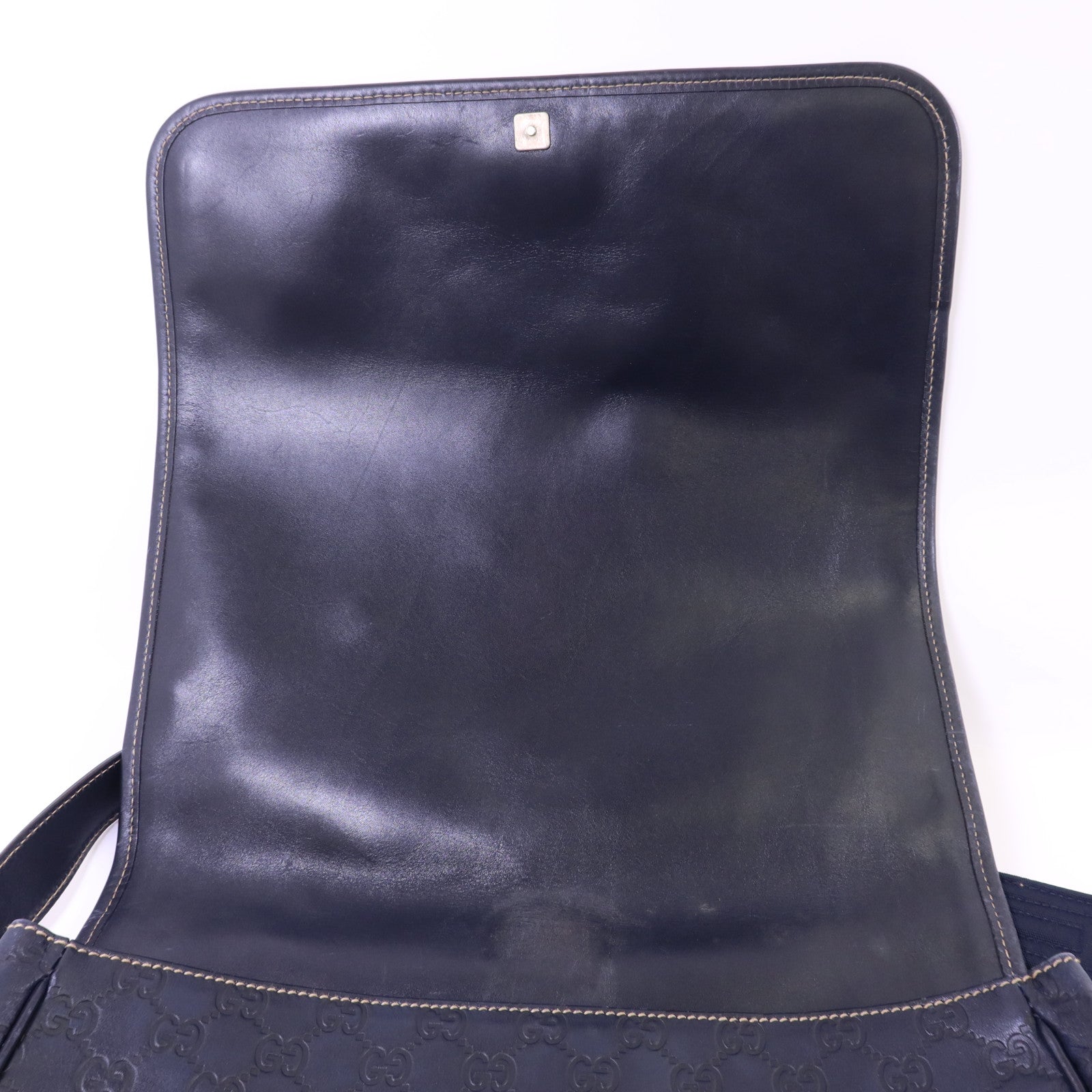 GUCCI 牛皮皮革Messenger Bag銀扣肩背袋