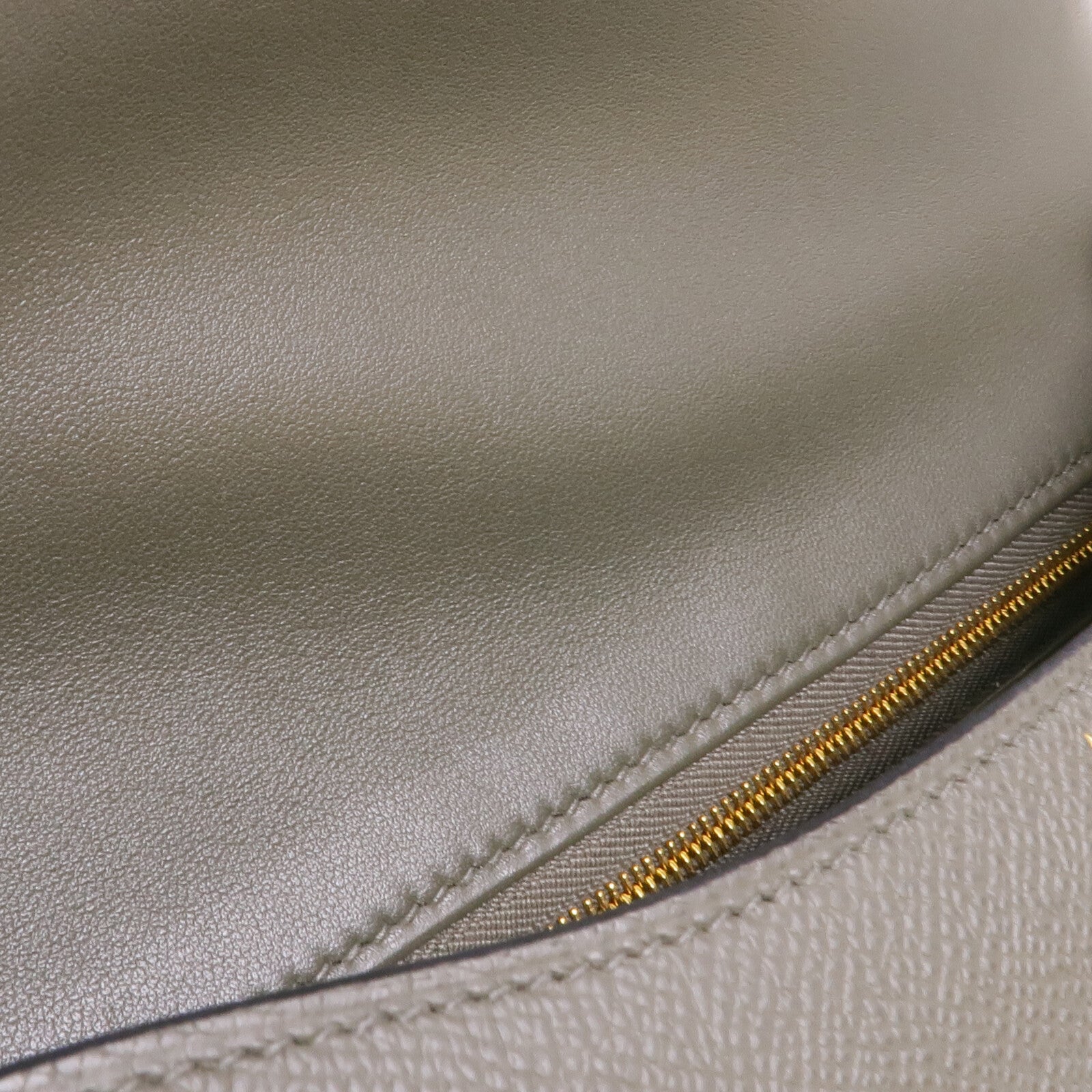 HERMES Epsom皮革Constance 24金扣肩背袋Vert De Gris