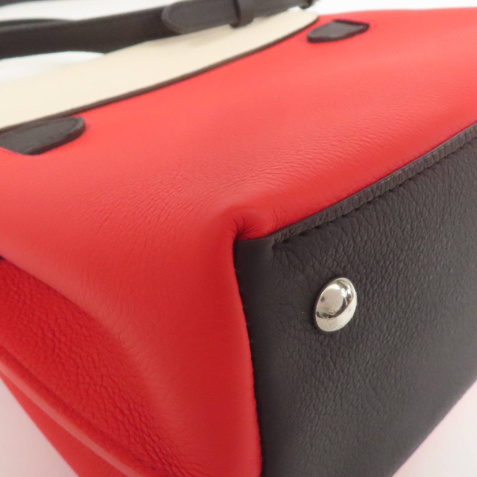 LOUIS VUITTON 牛皮皮革Lockme Ever BB銀扣手挽肩背兩用袋