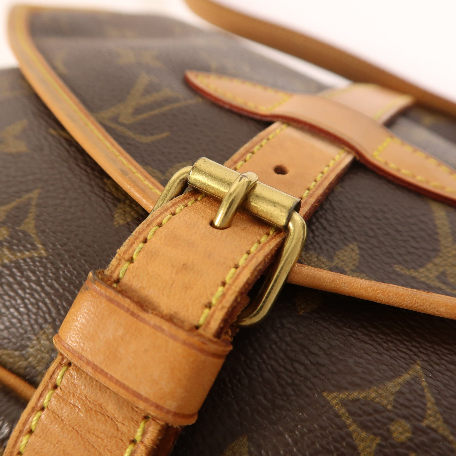 LOUIS VUITTON Monogram Saumur 30金扣肩背袋