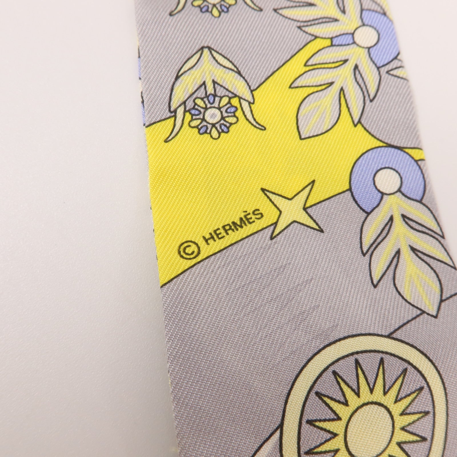 HERMES 絲質Twilly絲巾