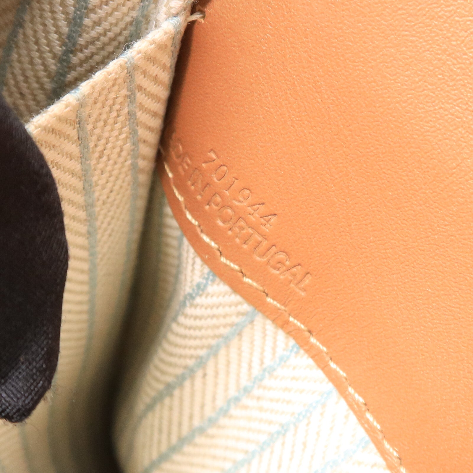 LOEWE 帆布Cushion Tote手挽袋
