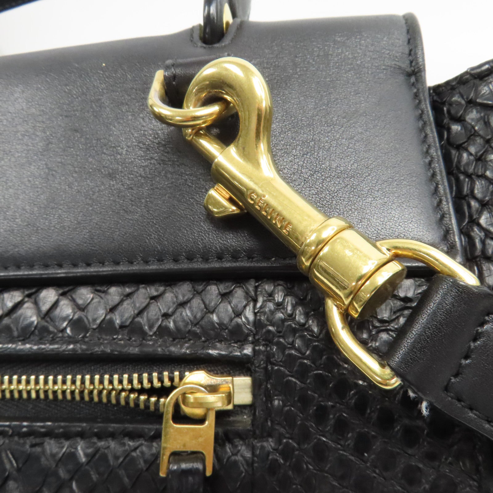 CELINE 【激減優惠】蛇皮皮革Belt Bag金扣手挽肩背兩用袋黑色