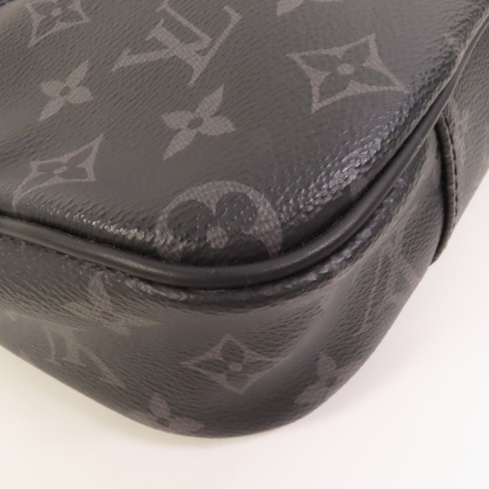 LOUIS VUITTON Monogram Eclipse Bum Bag銀扣手挽肩背兩用袋