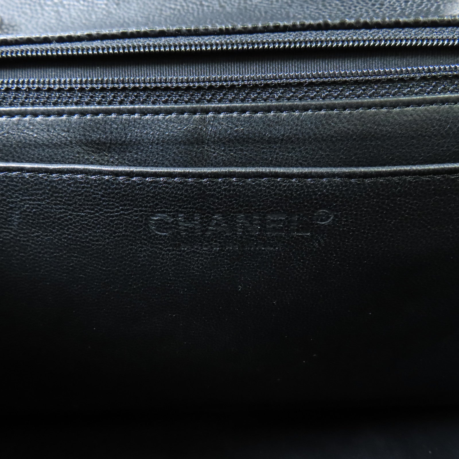 CHANEL 牛皮皮革Large Classic金扣鏈帶肩背袋