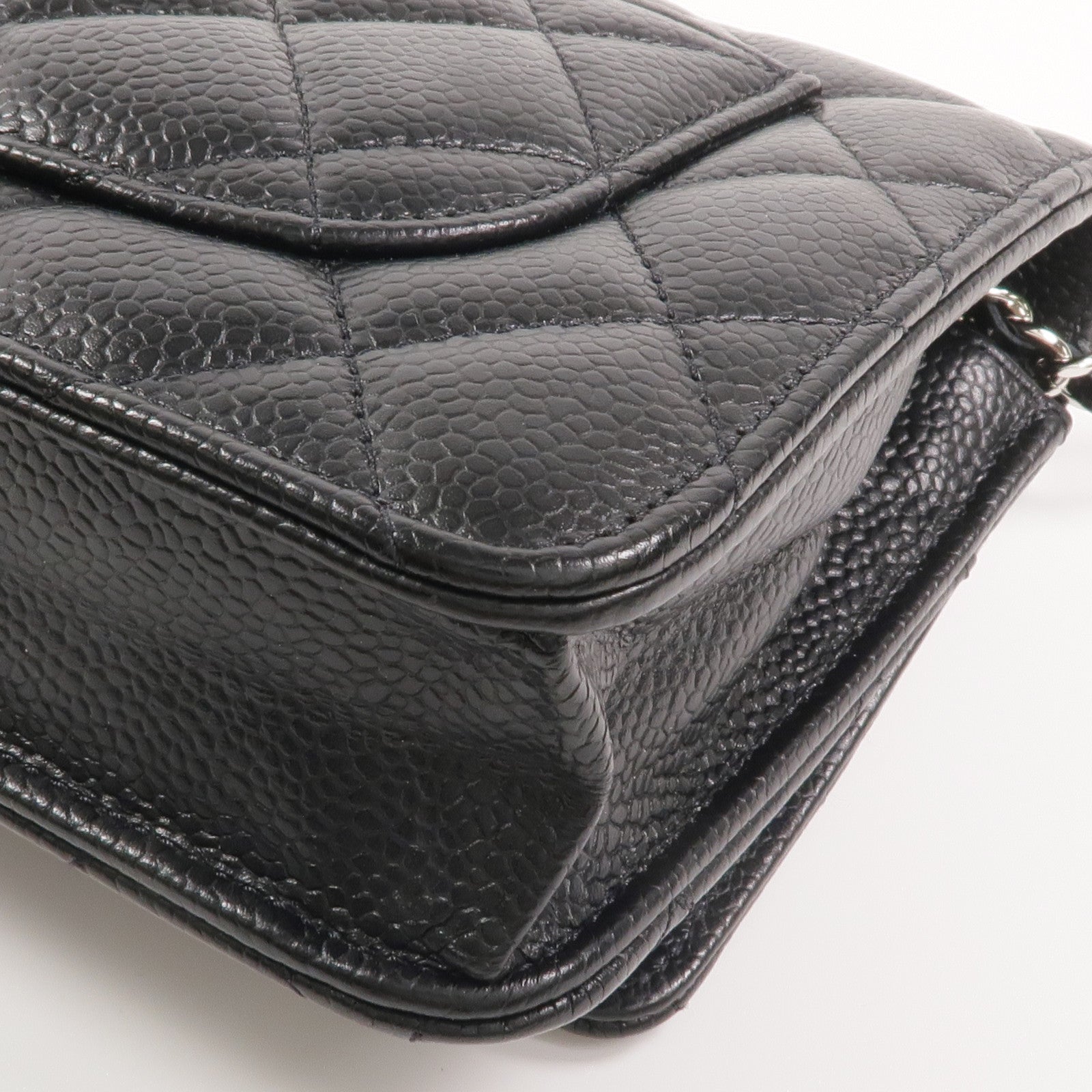 CHANEL 牛皮皮革WOC Wallet On Chain銀扣鏈帶肩背袋