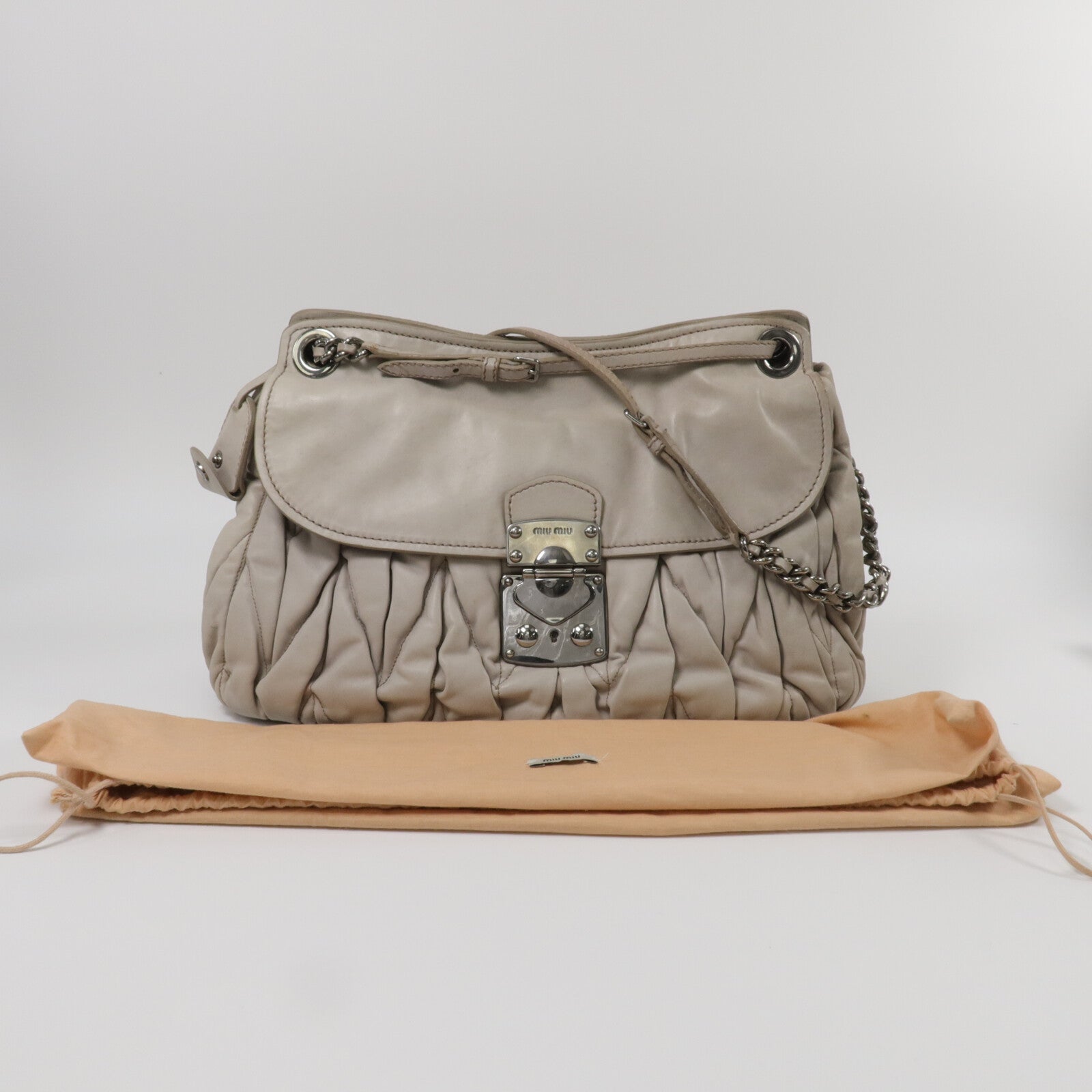 Miu Miu 牛皮皮革Shoulder Bag鏈帶肩背袋