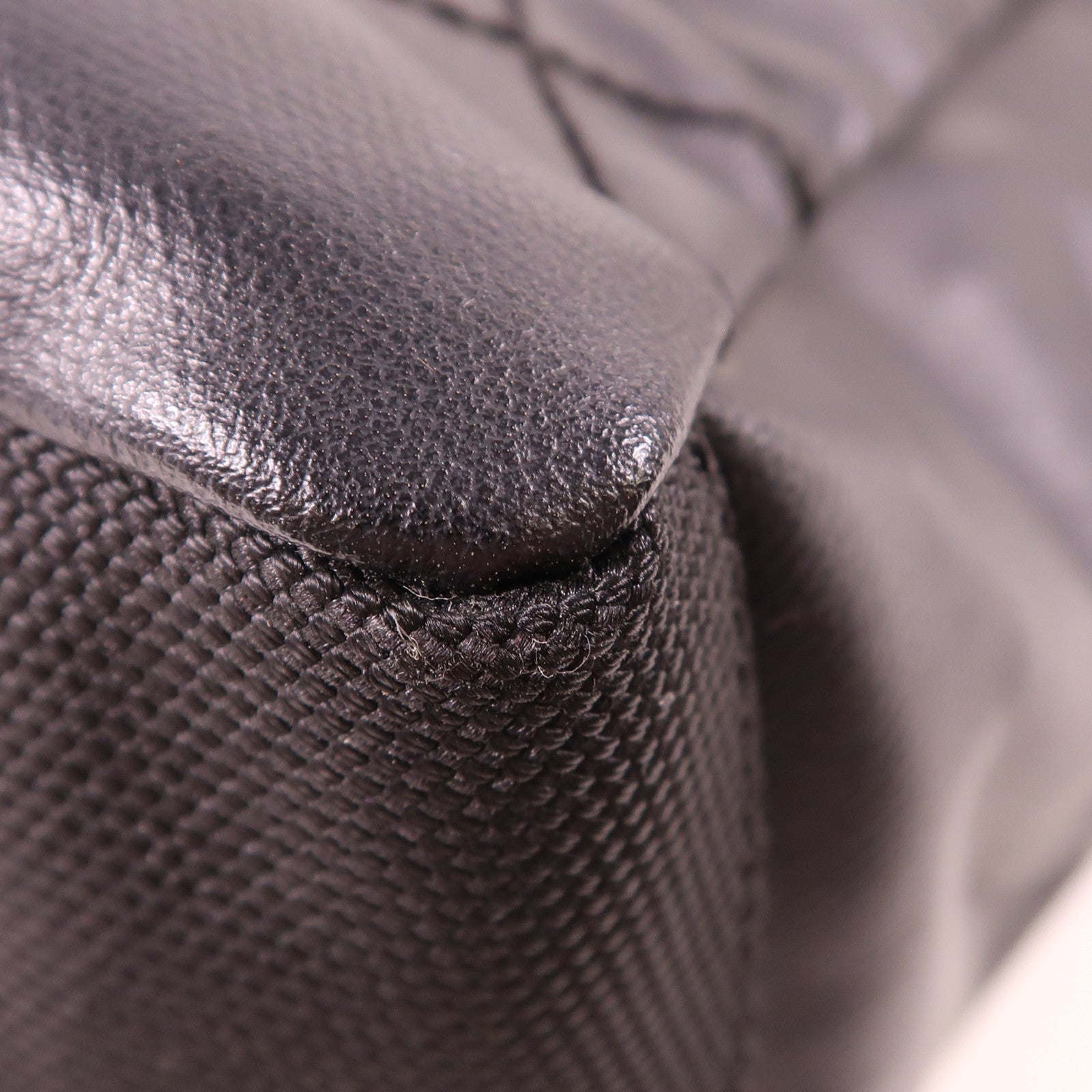 CHANEL 皮革/尼龍Paris Biarritz Tote銀扣手挽袋