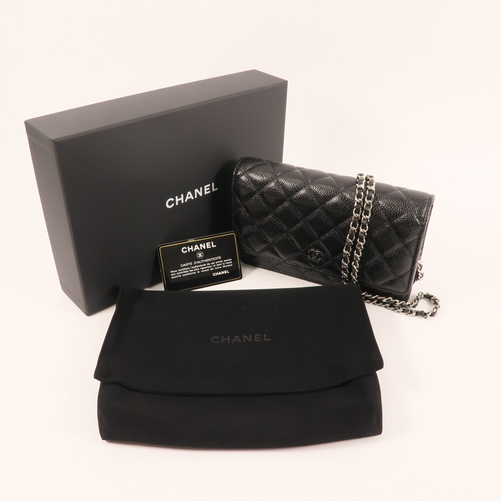 CHANEL WOC Wallet On Chain銀扣鏈帶肩背袋