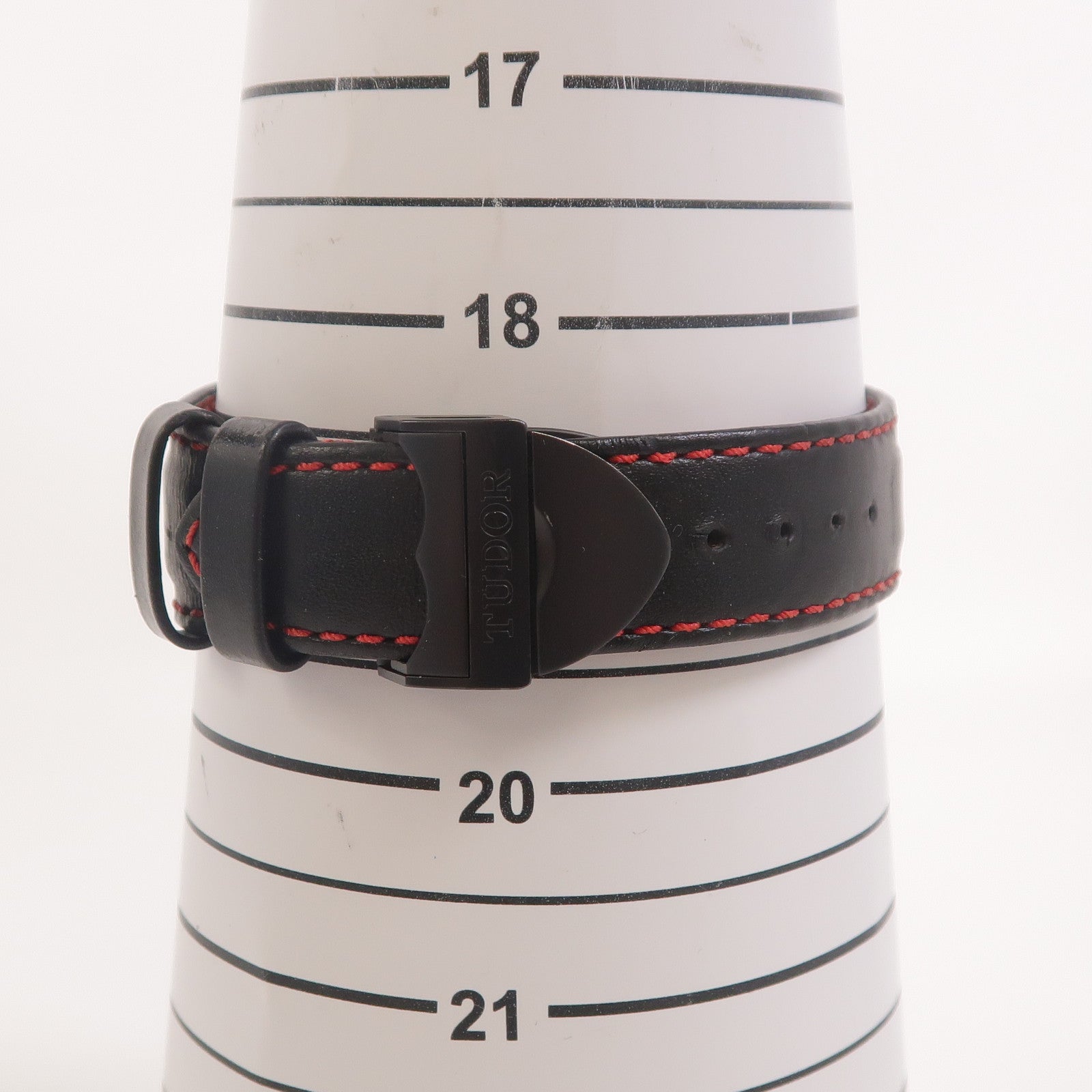 TUDOR Fastrider Black Shield 42000C