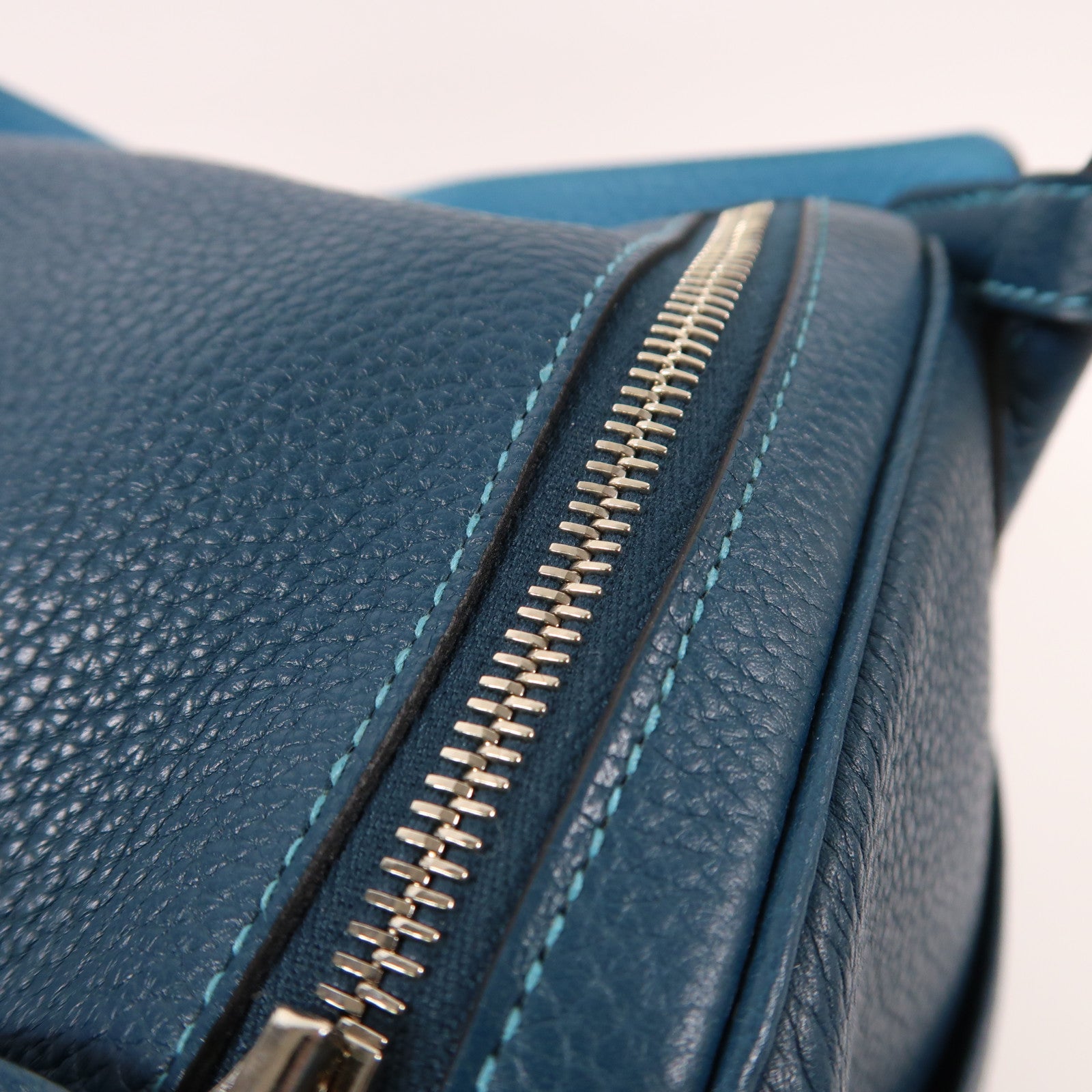 HERMES 皮革Lindy 30手挽肩背兩用袋Turquoise/Bleu Izmir