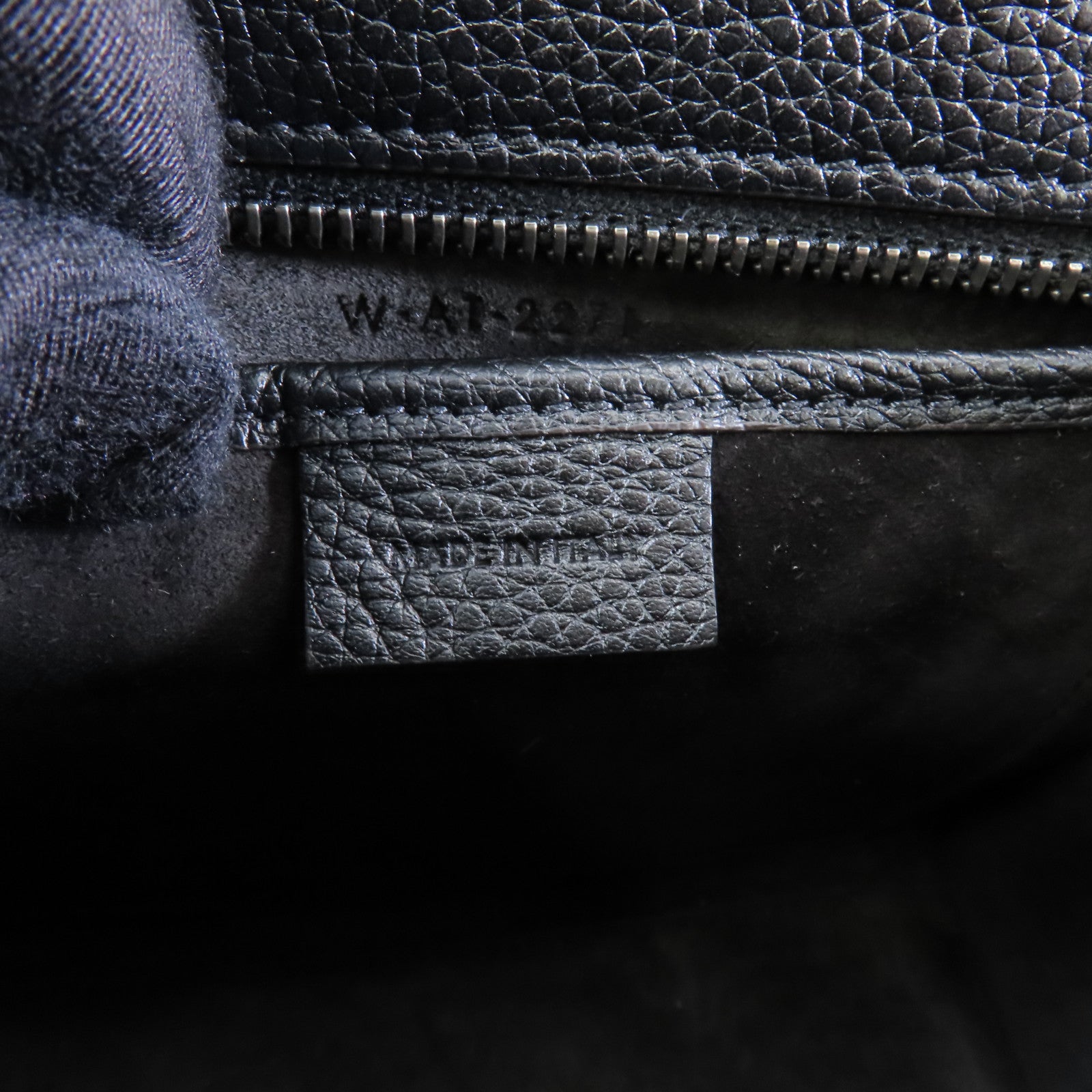 CELINE 牛皮皮革Nano Luggage銀扣手挽肩背兩用袋黑色