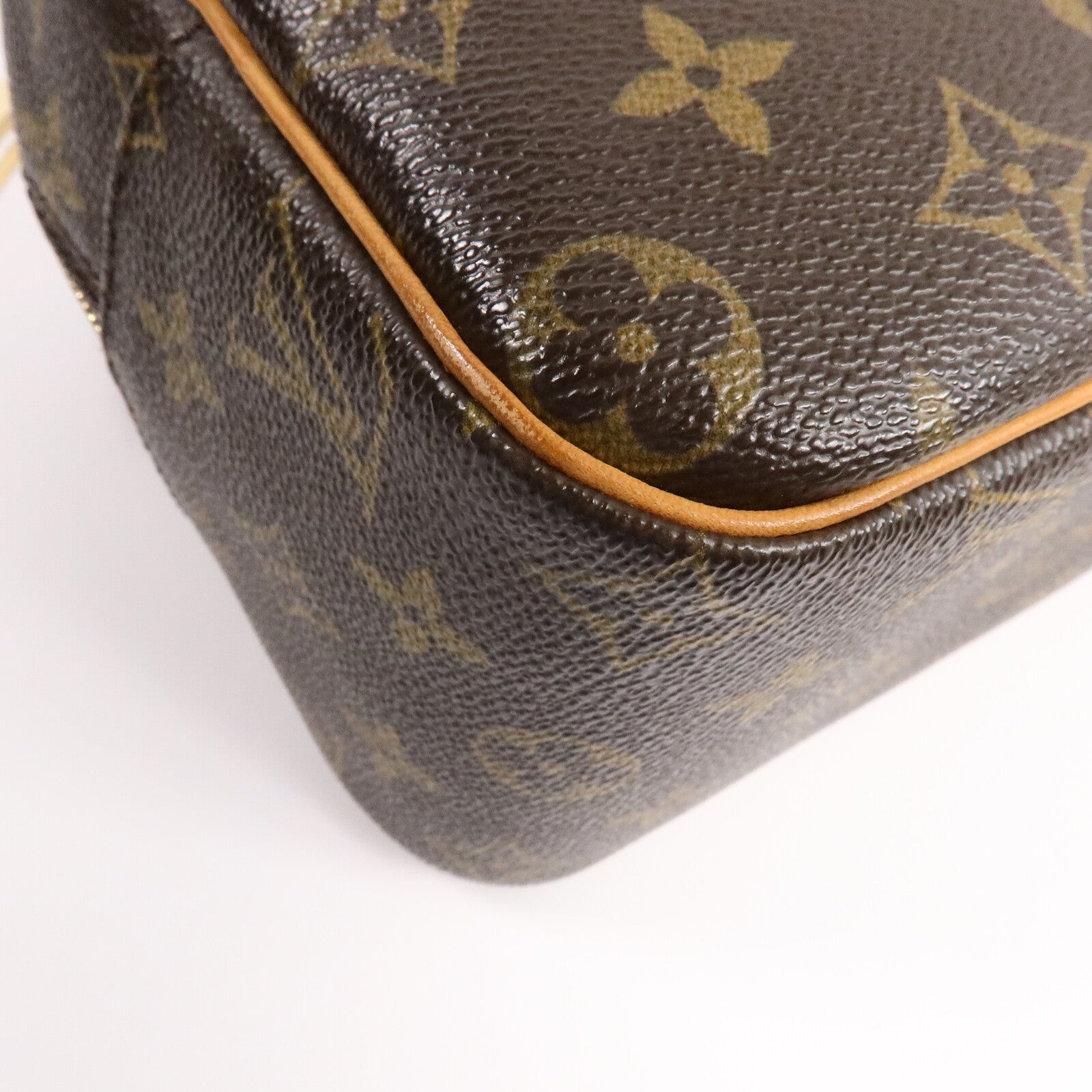 LOUIS VUITTON Monogram Cite MM肩背袋