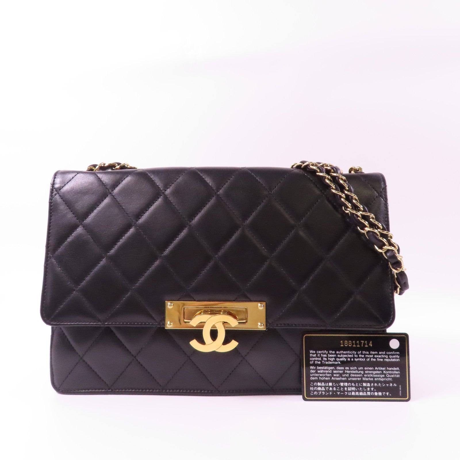 CHANEL 菱格羊皮皮革Chain Shoulder金扣鏈帶肩背袋黑色