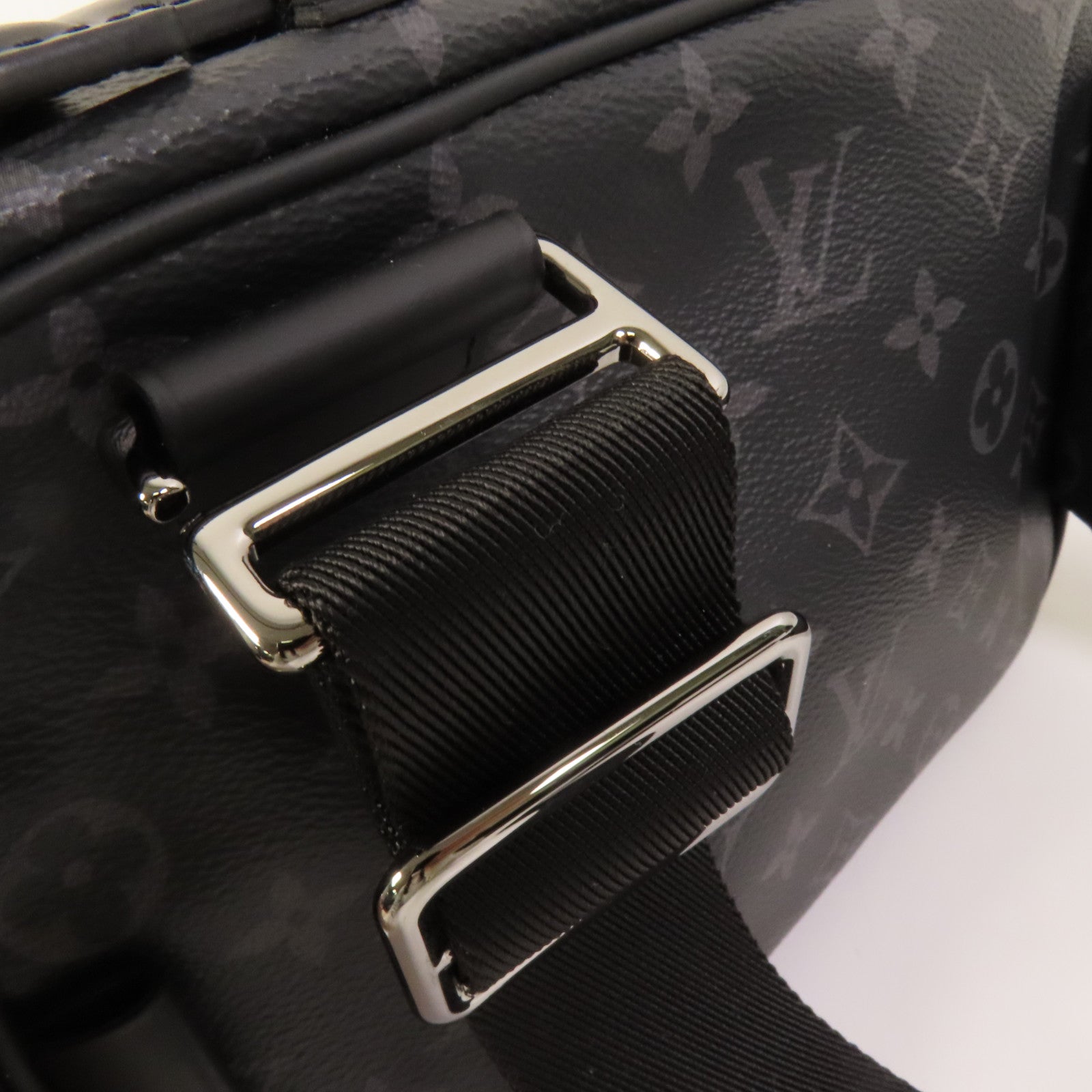 LOUIS VUITTON Monogram Eclipse Bum Bag銀扣手挽肩背兩用袋