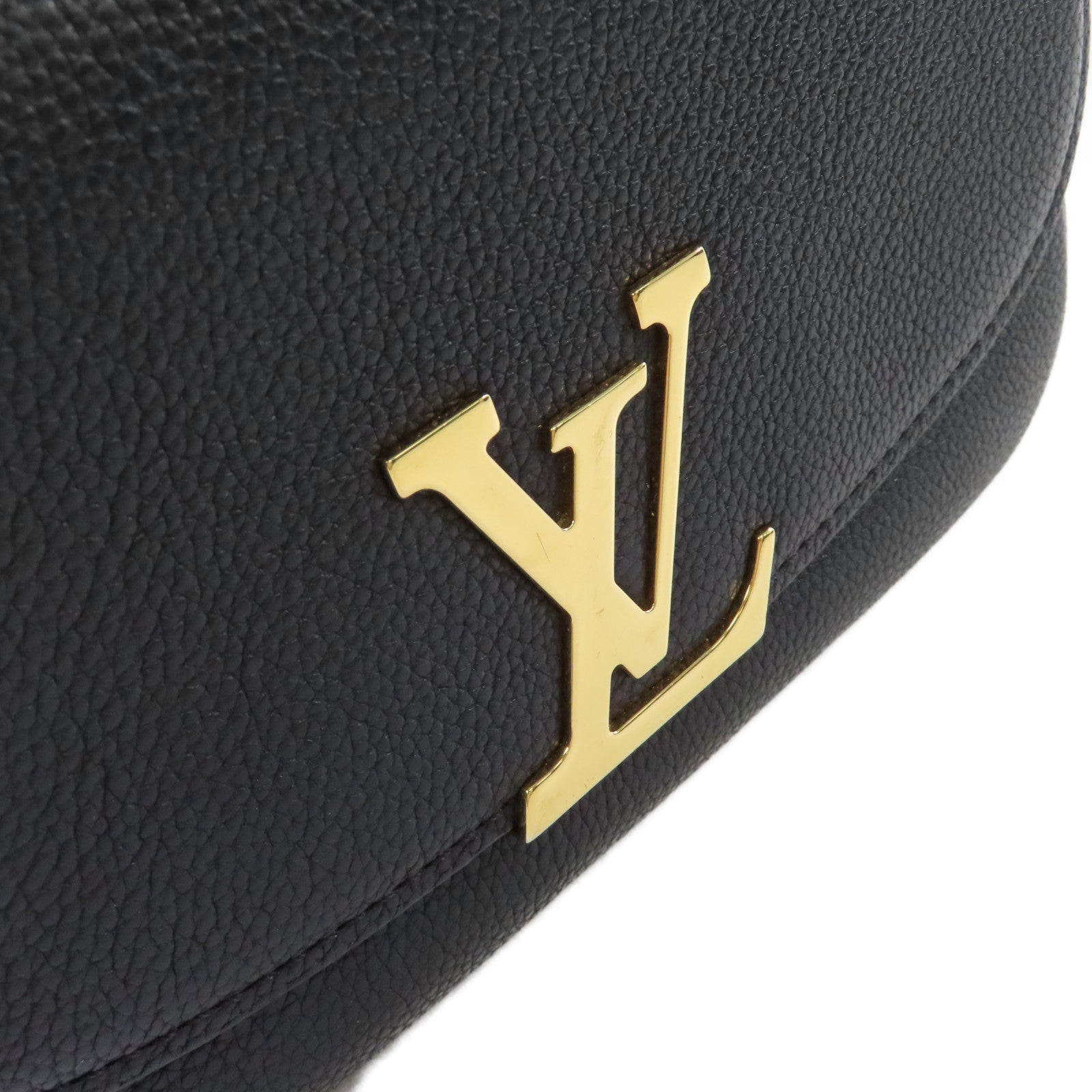LOUIS VUITTON 牛皮皮革Vivienne NM Shoulder Bag金扣肩背袋黑色