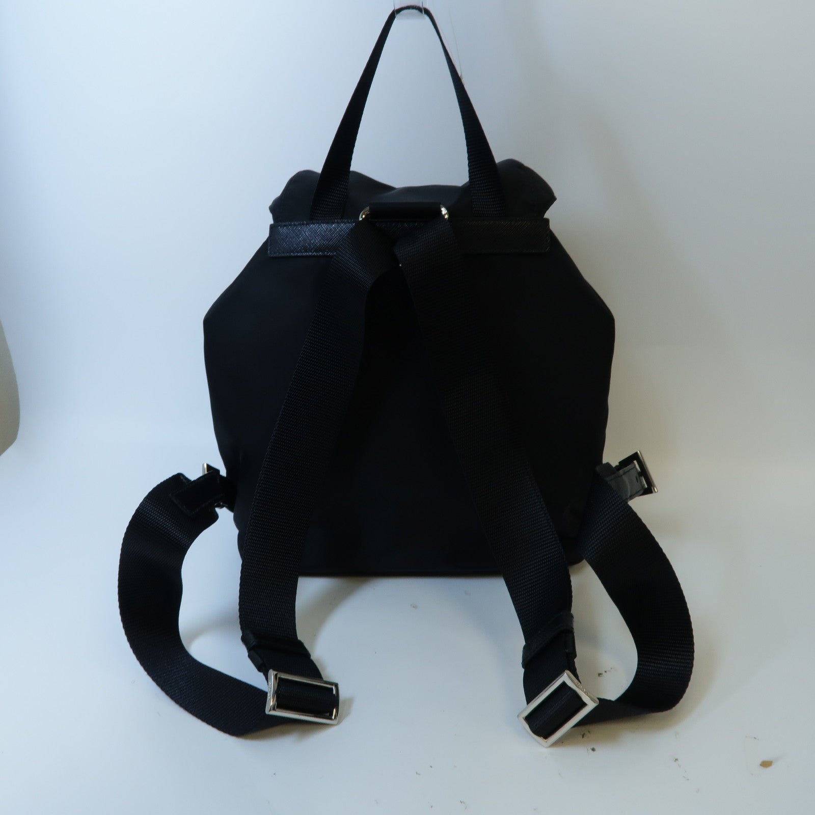 PRADA 尼龍Backpack銀扣背包黑色