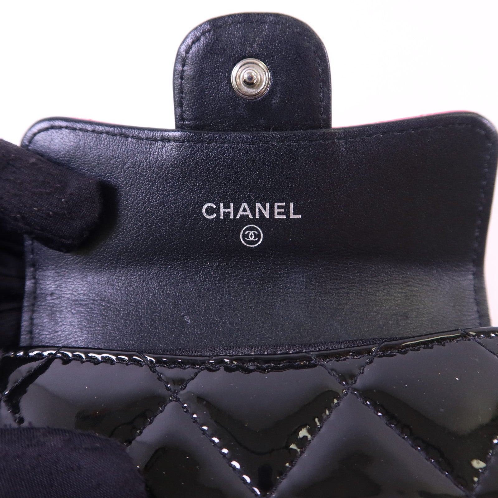 CHANEL 漆皮皮革Card Case銀扣卡片套