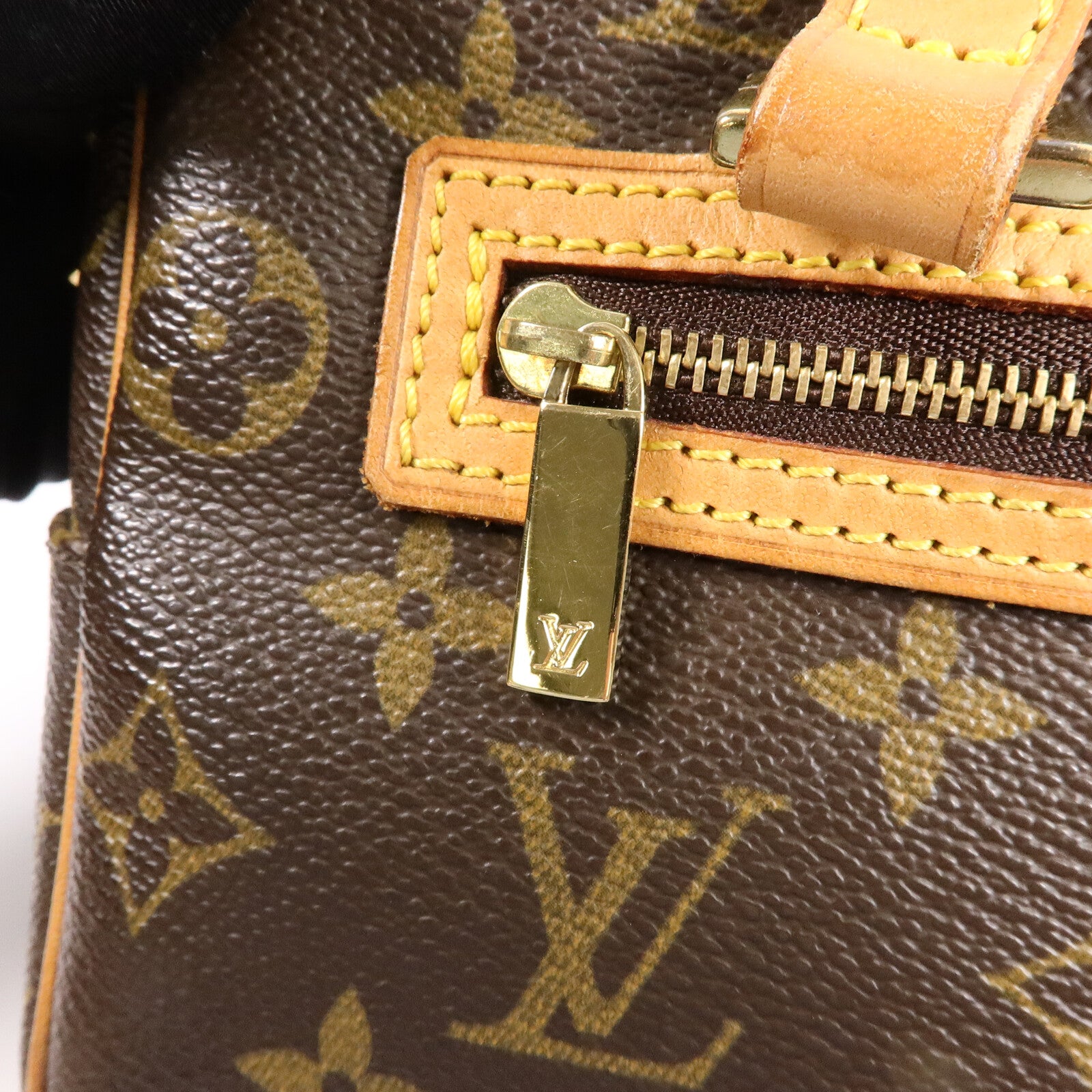 LOUIS VUITTON Monogram Cite MM肩背袋