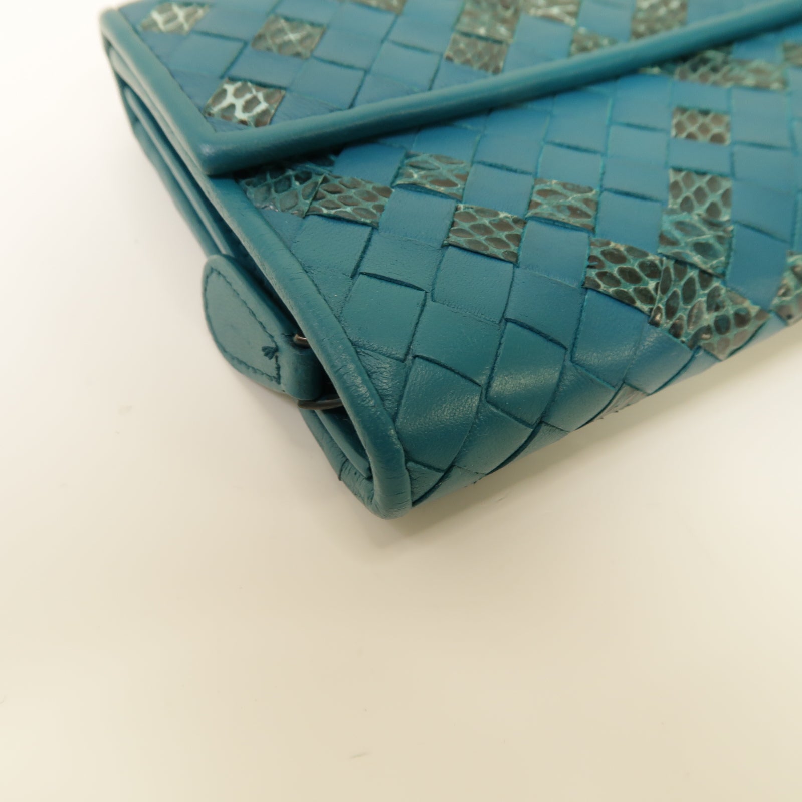 BOTTEGA VENETA 【激減優惠】蛇皮皮革/牛皮皮革Long Wallet銀扣長錢包藍色