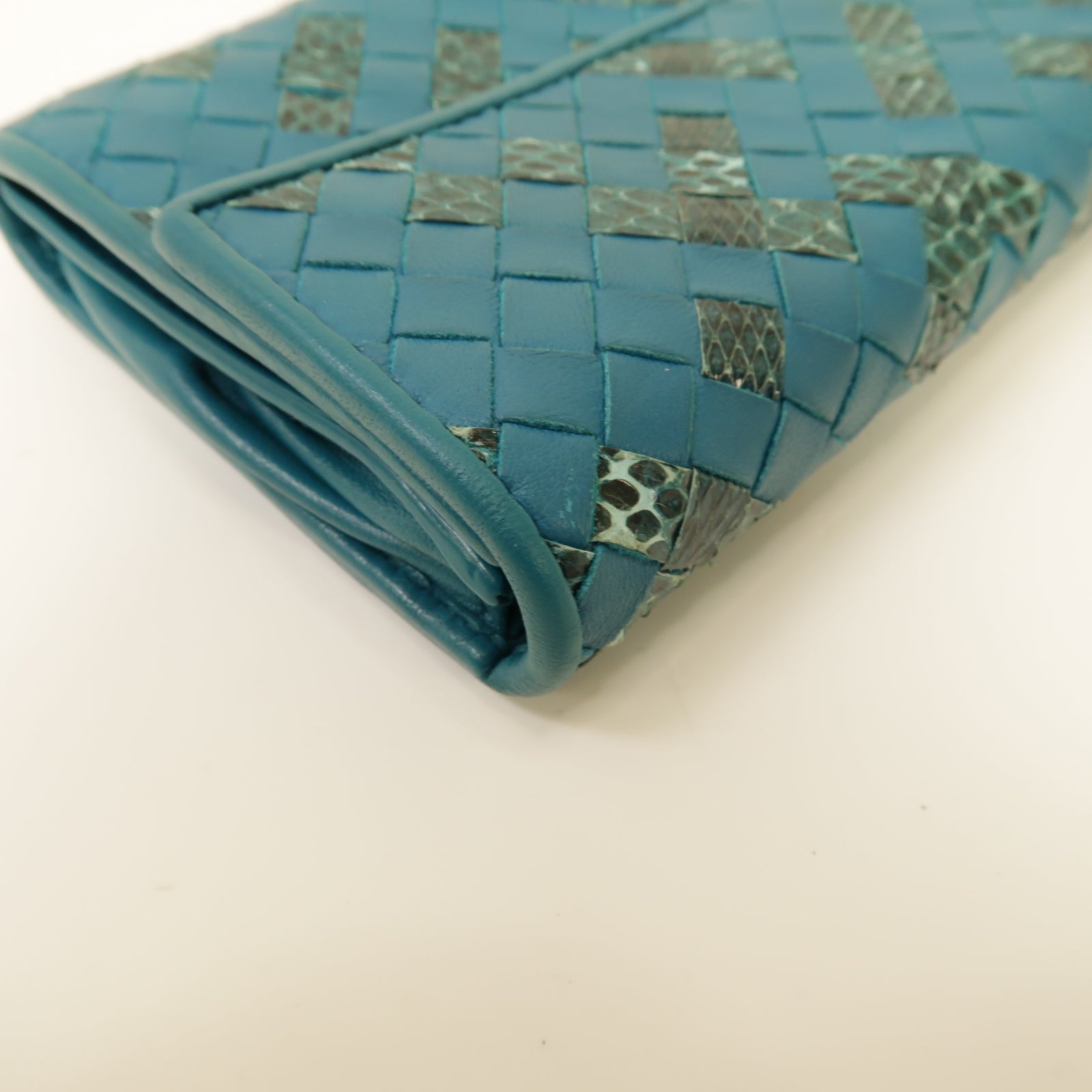 BOTTEGA VENETA 【激減優惠】蛇皮皮革/牛皮皮革Long Wallet銀扣長錢包藍色