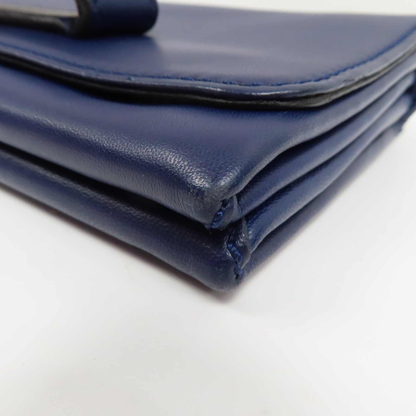 Valentino 【激減優惠】牛皮皮革Shoulder Bag金扣鏈帶肩背袋黑色