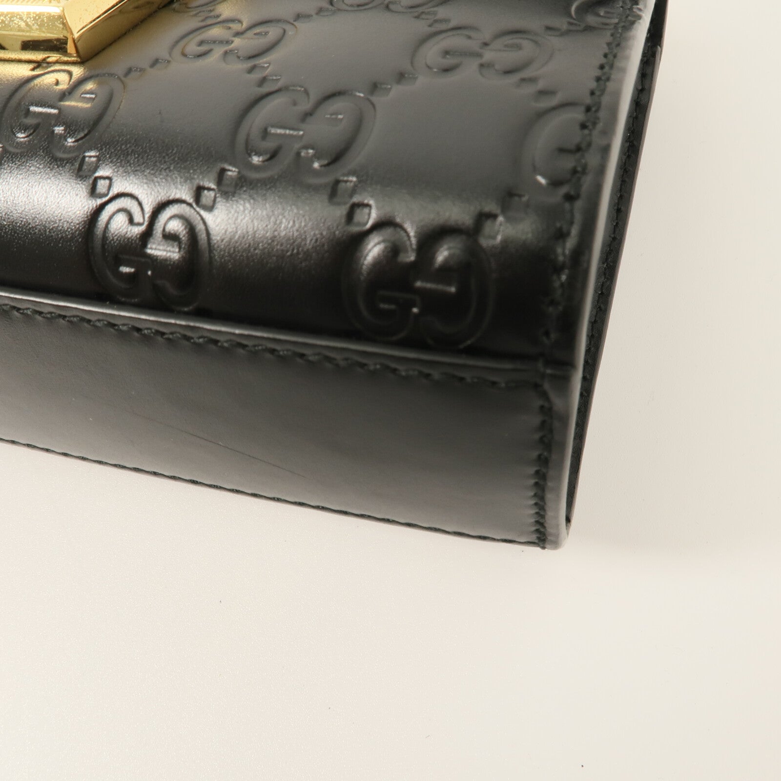 GUCCI 牛皮皮革Padlock鏈帶肩背袋
