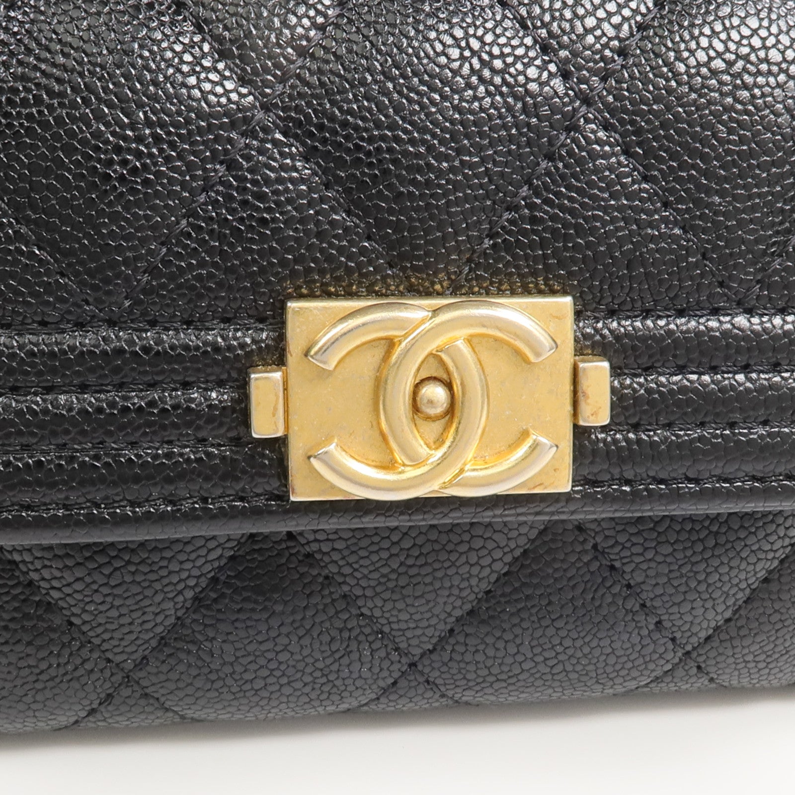 CHANEL 牛皮皮革Boy Card Case金扣卡片套