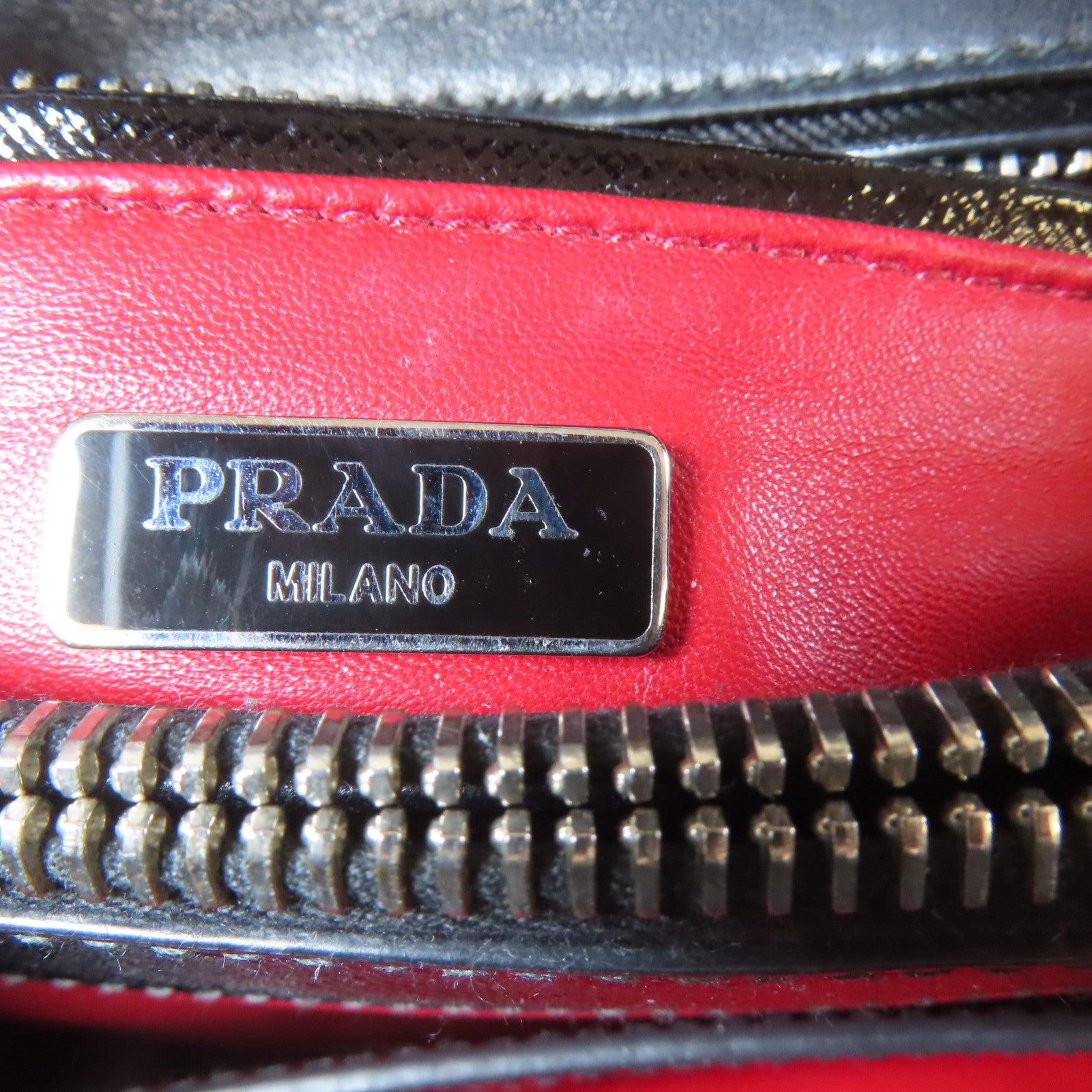PRADA 牛皮皮革Saffiano Cuir Tote Handbag銀扣手挽肩背兩用袋黑色