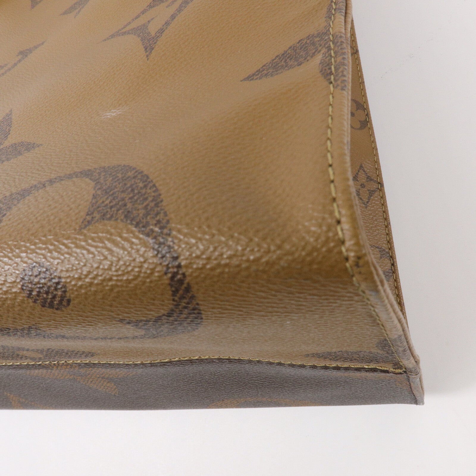 LOUIS VUITTON Monogram Giant Reverse On The Go GM手挽肩背兩用袋