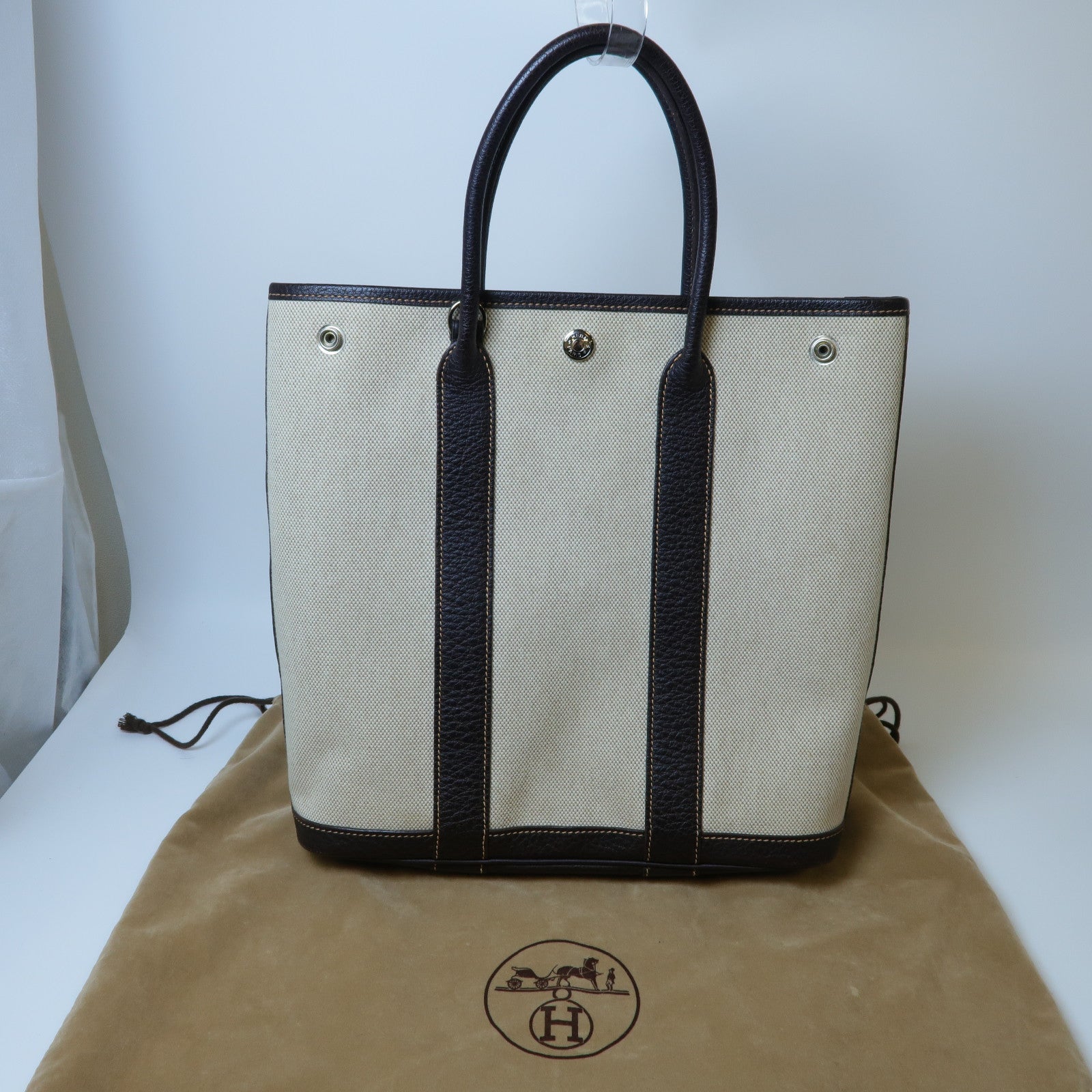 HERMES 帆布Garden File PM銀扣手挽袋淺褐色