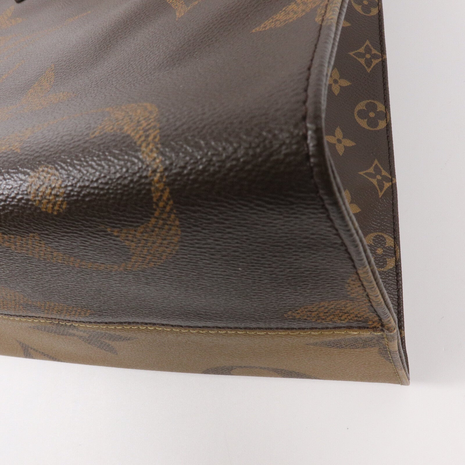 LOUIS VUITTON Monogram Giant Reverse On The Go GM手挽肩背兩用袋