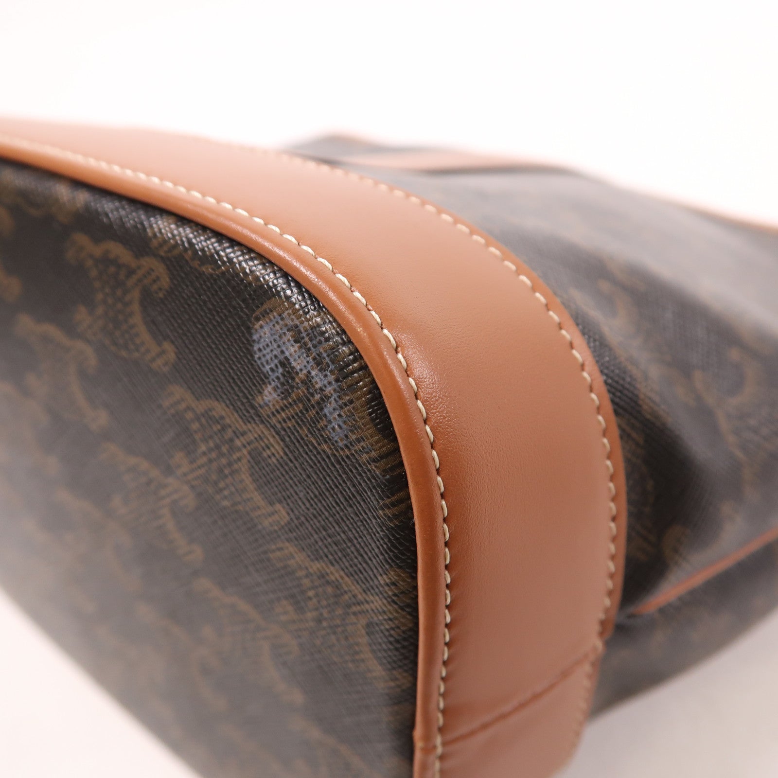 CELINE 塗層帆布Triomphe Bucket金扣肩背袋