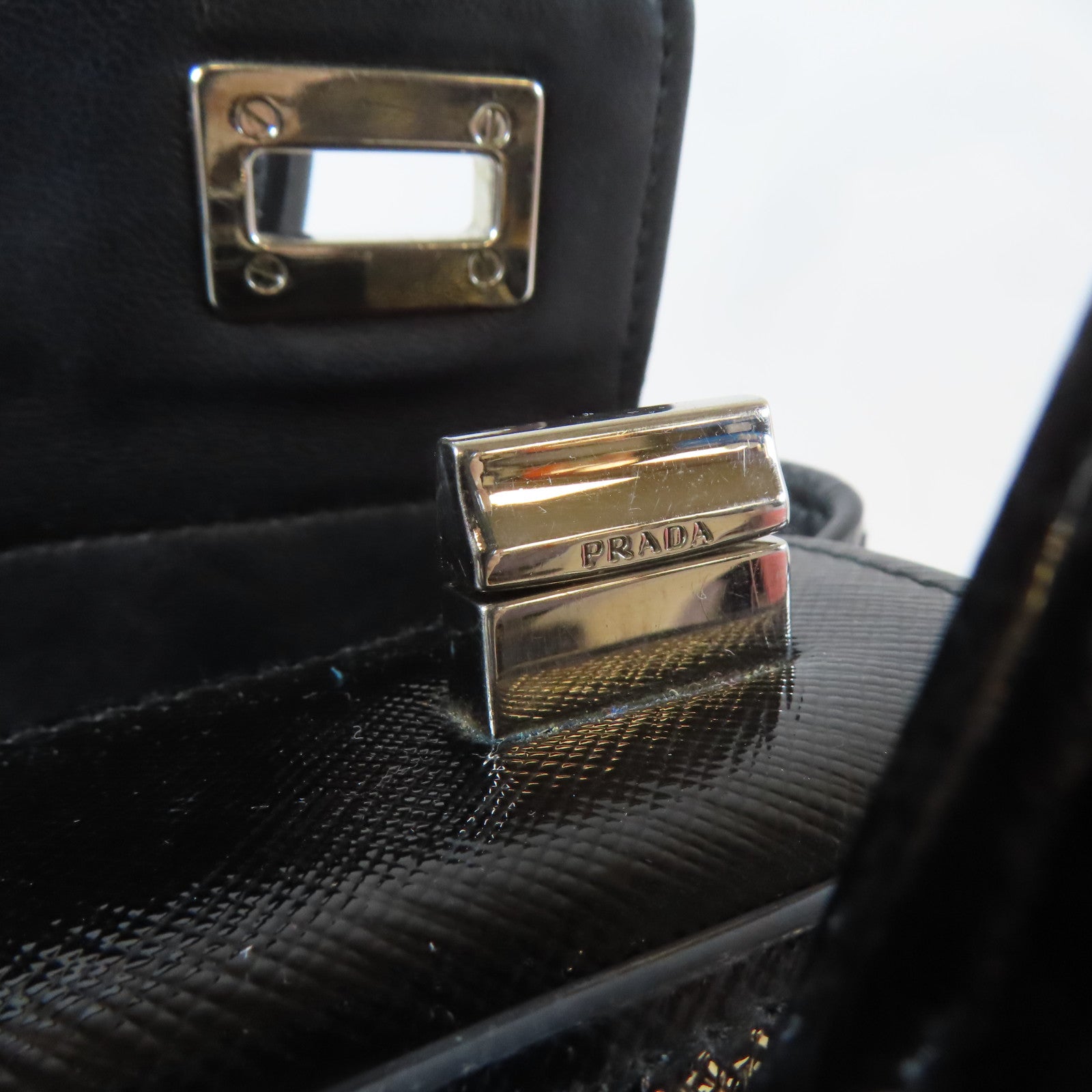 PRADA 牛皮皮革Saffiano Cuir Tote Handbag銀扣手挽肩背兩用袋黑色