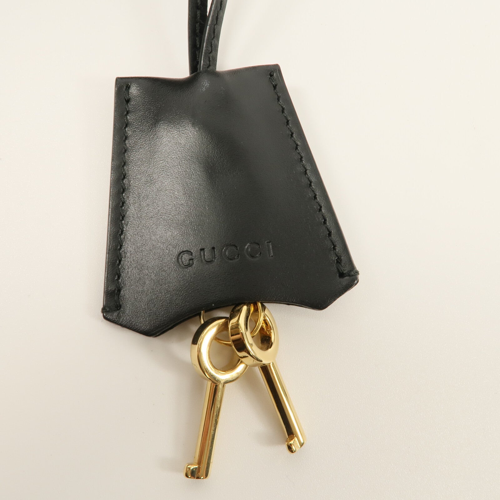 GUCCI 牛皮皮革Padlock鏈帶肩背袋