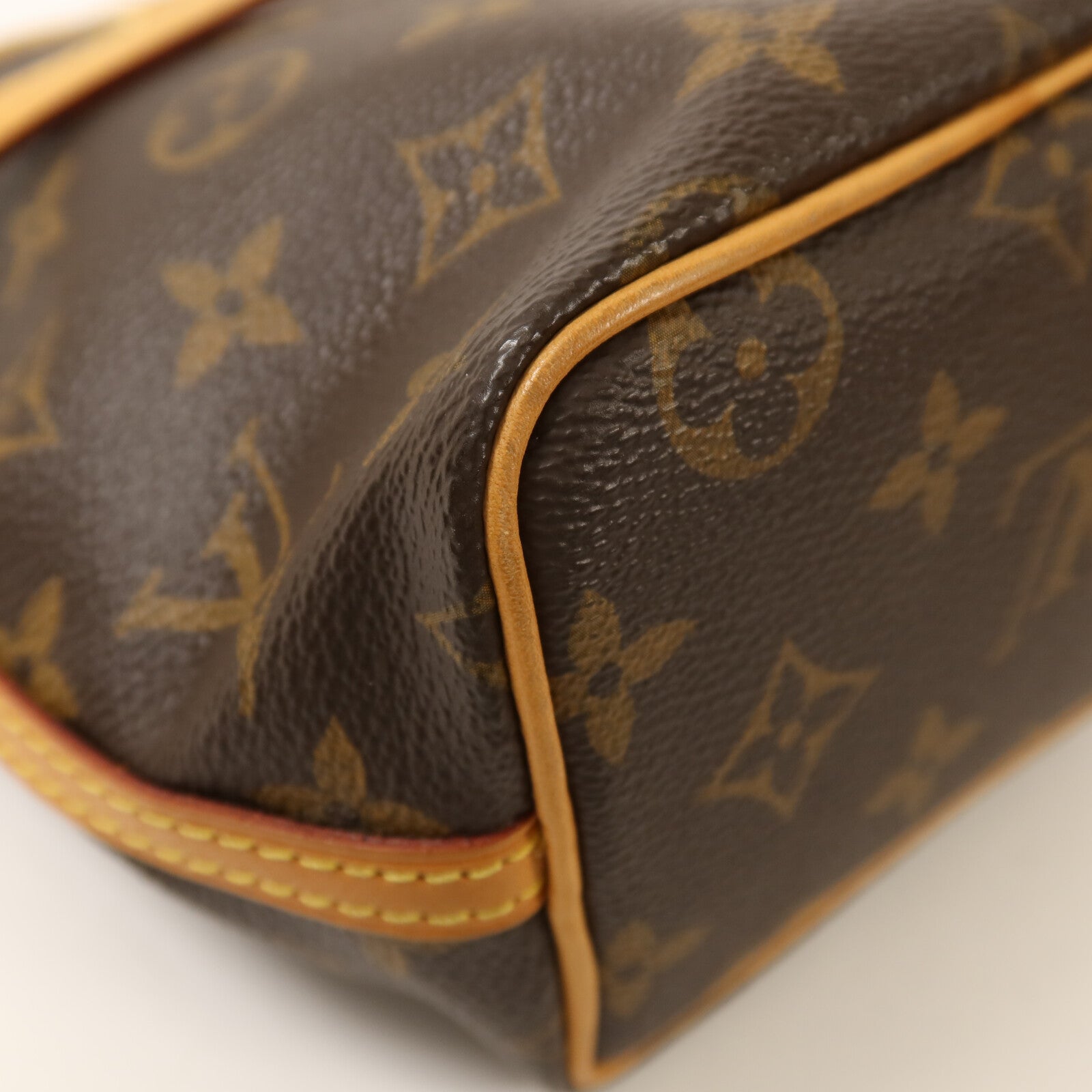 LOUIS VUITTON 【激減優惠】Monogram Nano Noe金扣肩背袋