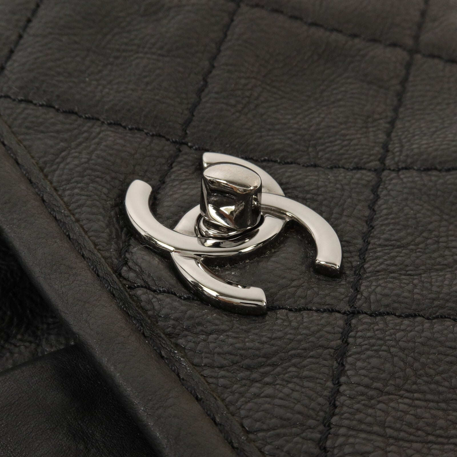 CHANEL 牛皮皮革Chain Shoulder鏈帶肩背袋