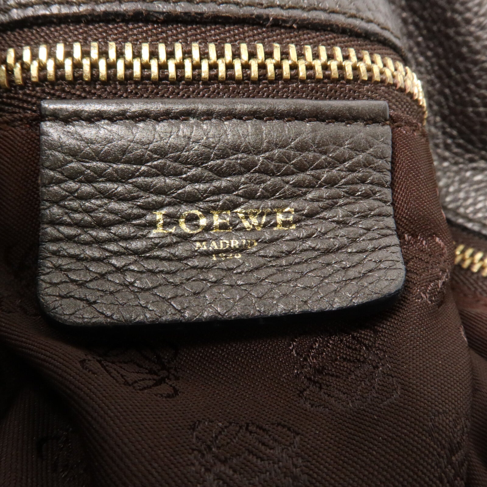 LOEWE 牛皮皮革Flamenco Large肩背袋