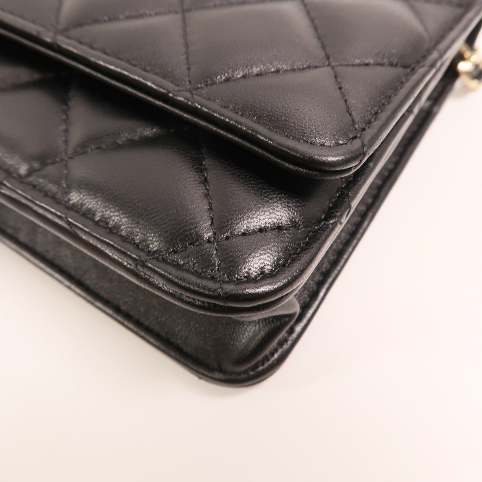 CHANEL 羊皮皮革Wallet On Chain金扣鏈帶肩背袋