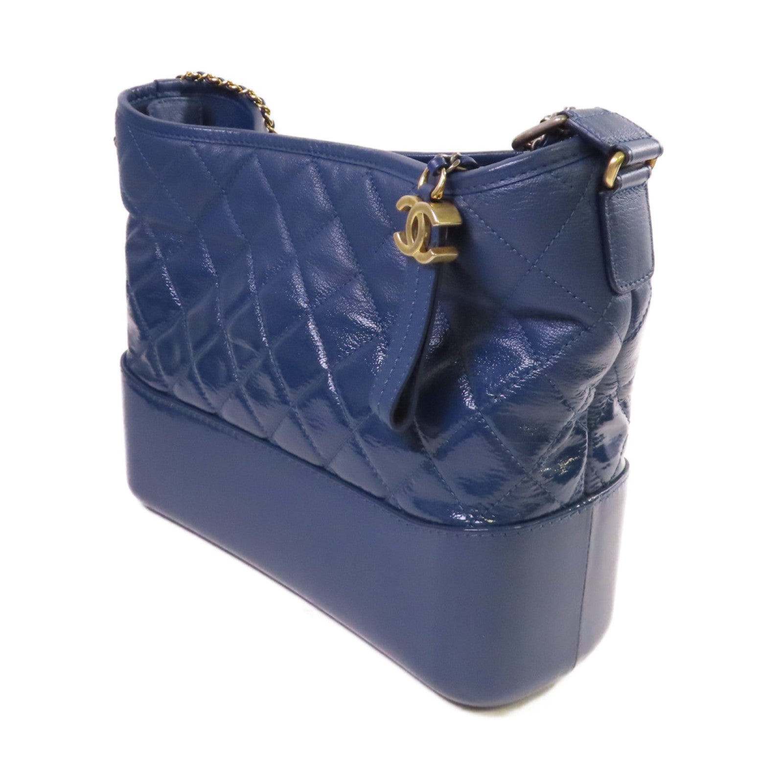 CHANEL 菱格牛皮皮革/漆皮皮革Gabrielle Medium Chain Shoulder Bag鏈帶肩背袋藍色