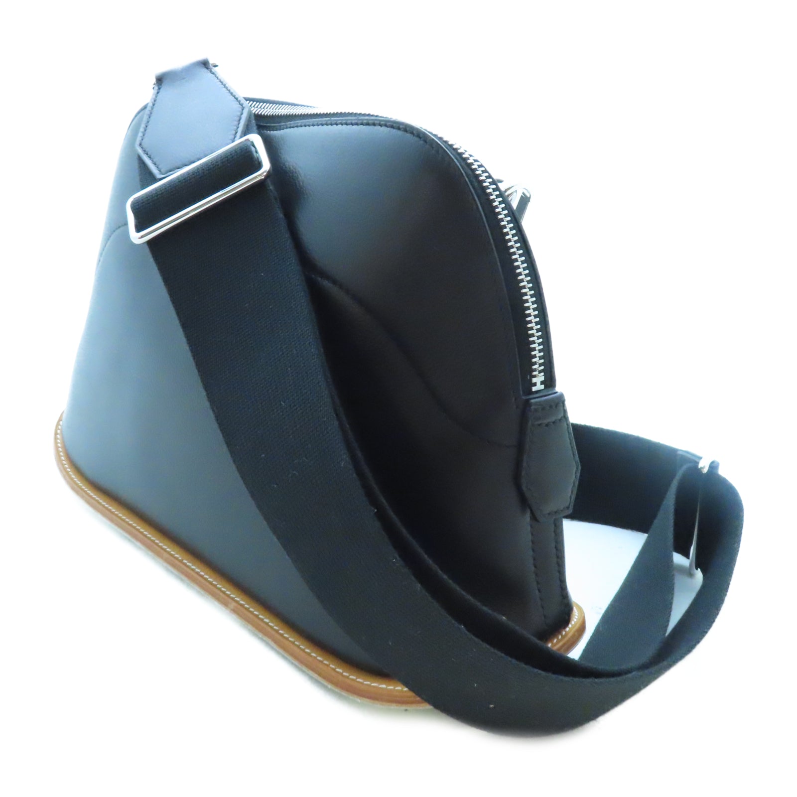 HERMES 【激減優惠】Evergrain皮革Bolide Skate 31銀扣肩背袋黑色/啡色