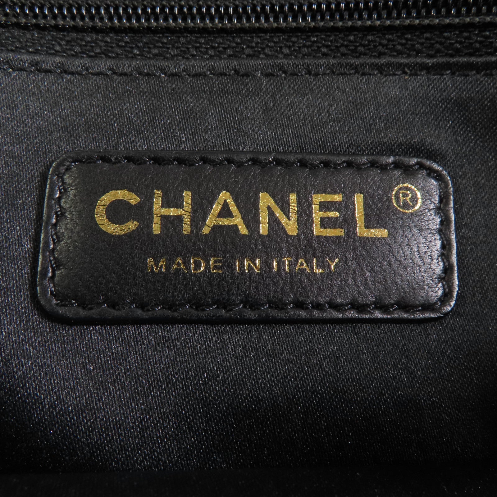 CHANEL 牛皮皮革GST Grand Shopping Tote Bag金扣鏈帶肩背袋